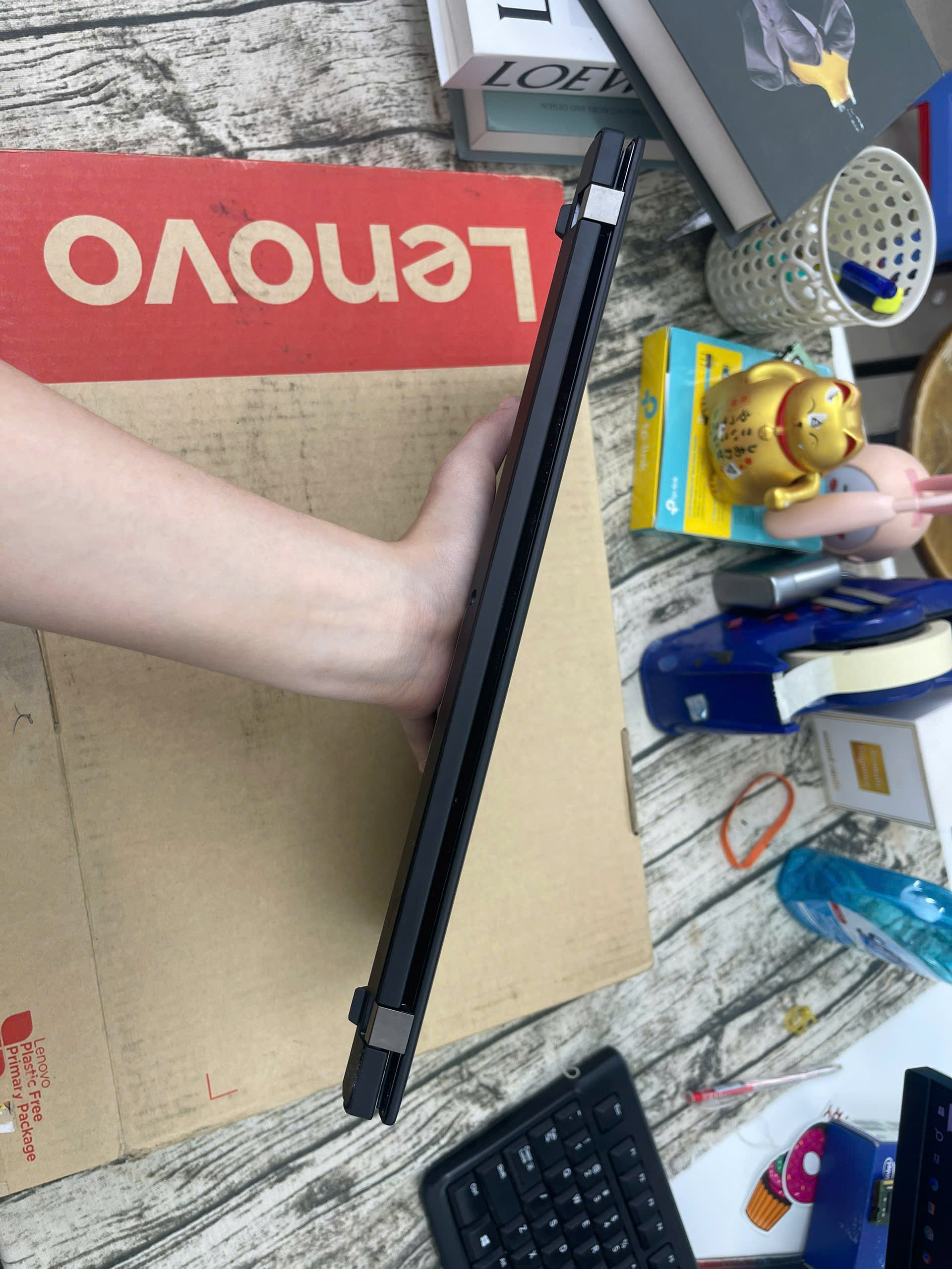 Thinkpad T14s G4 - Ảnh 3