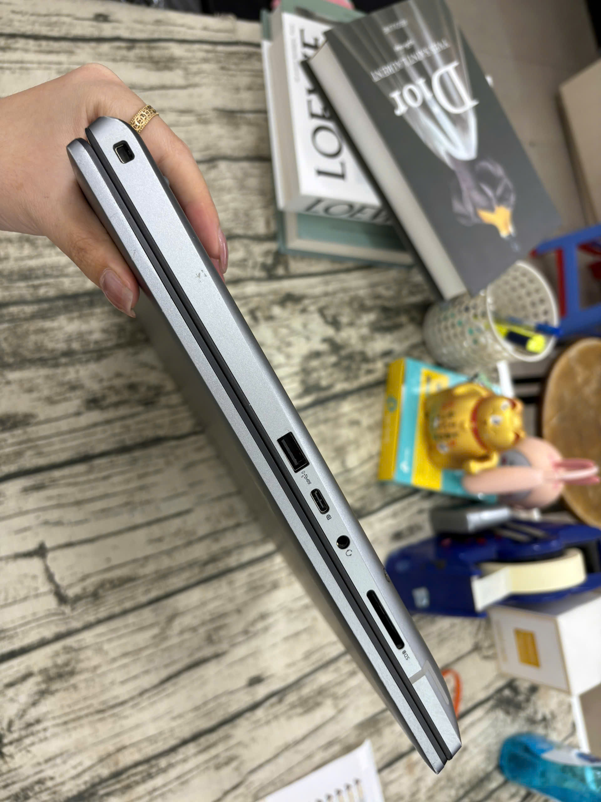 Dell Precision 7680 - Ảnh 6