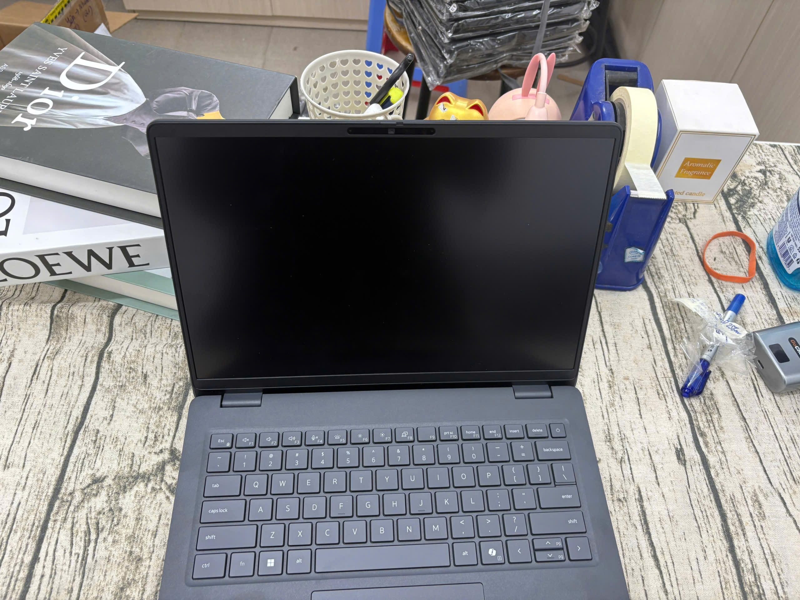 Dell Pro 14 PC14255