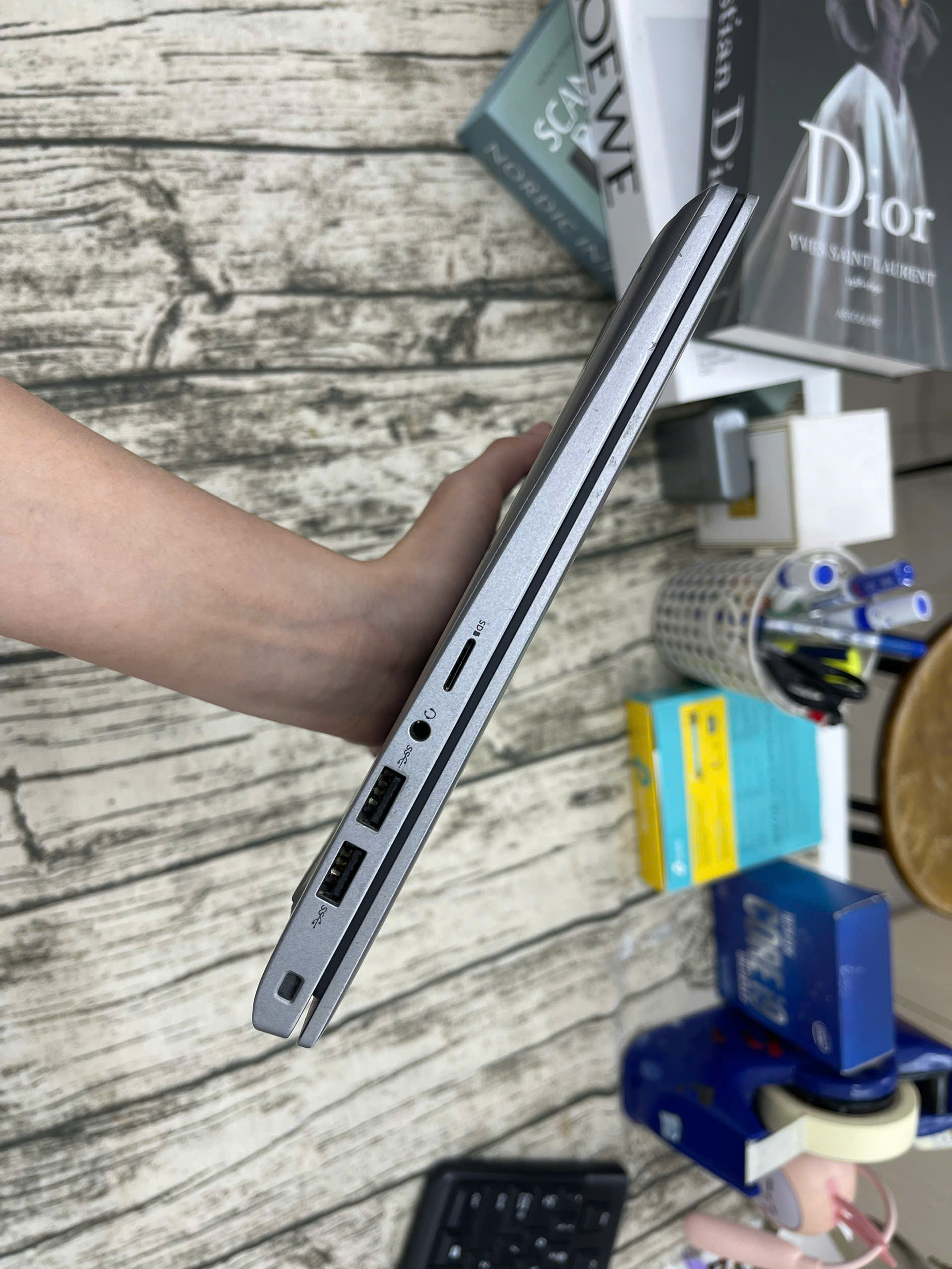 Dell Latitude 3320 - Ảnh 4