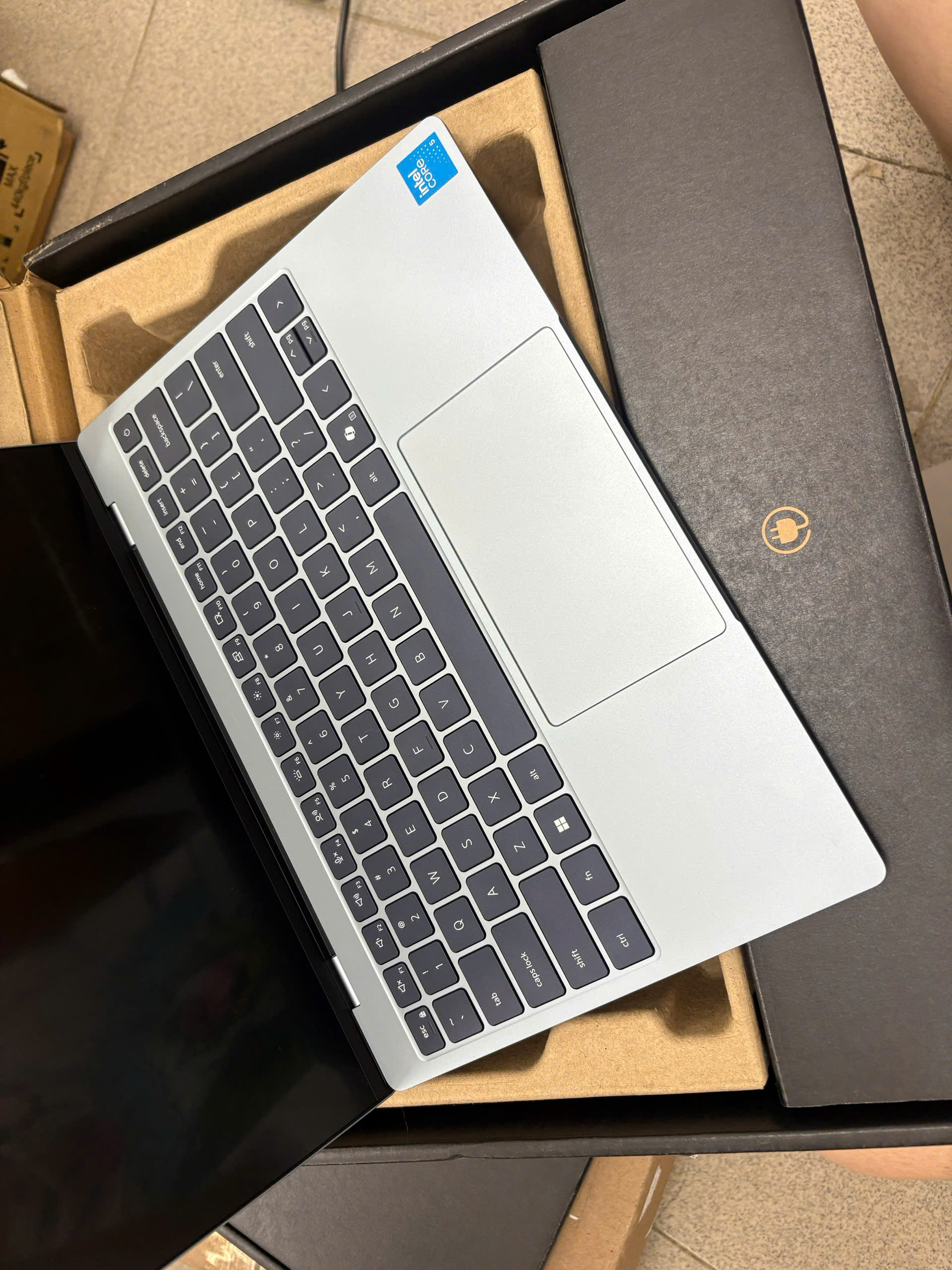 Dell XPS 13 DX13260 - Ảnh 3