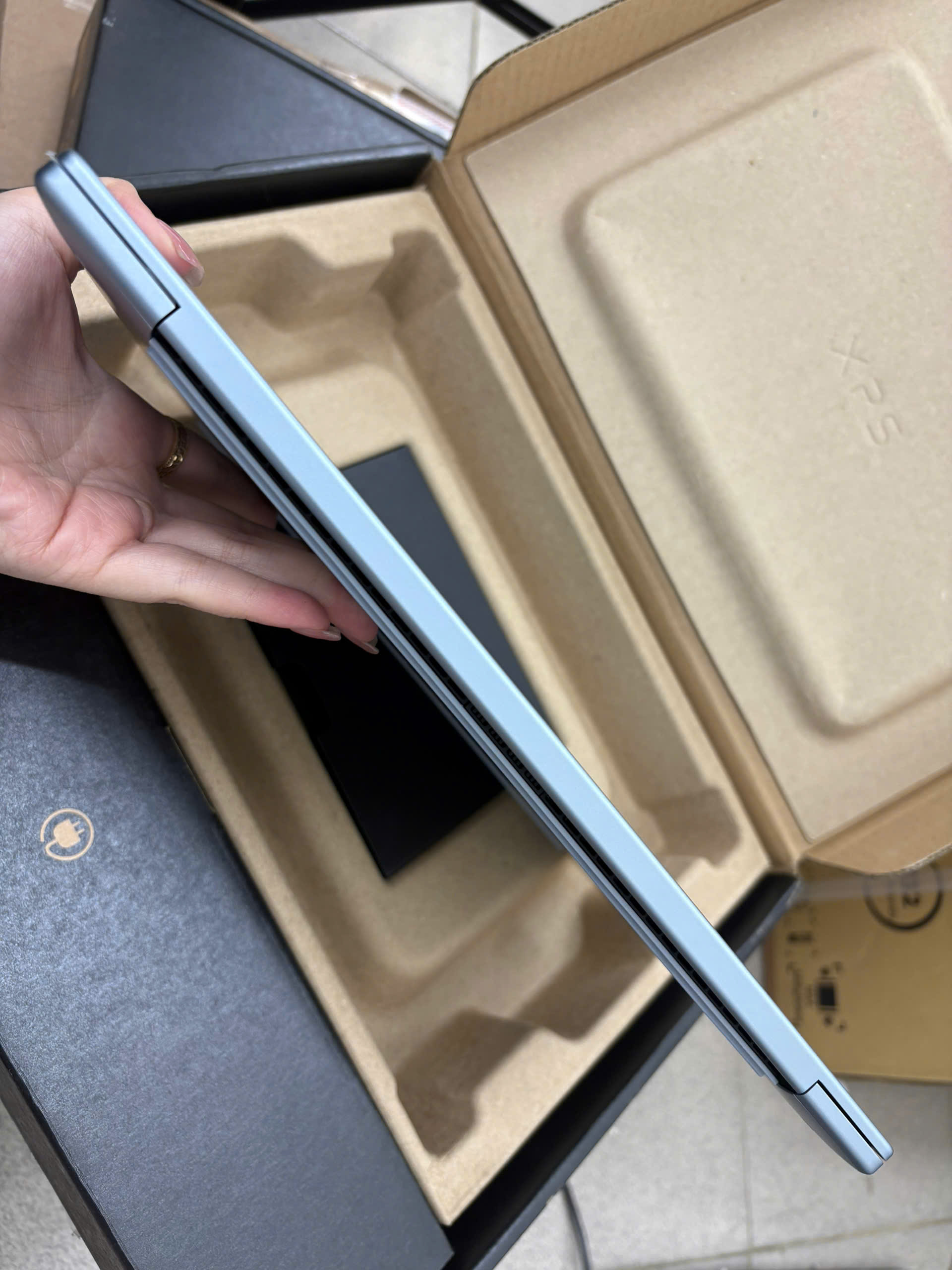 Dell XPS 13 DX13260 - Ảnh 6