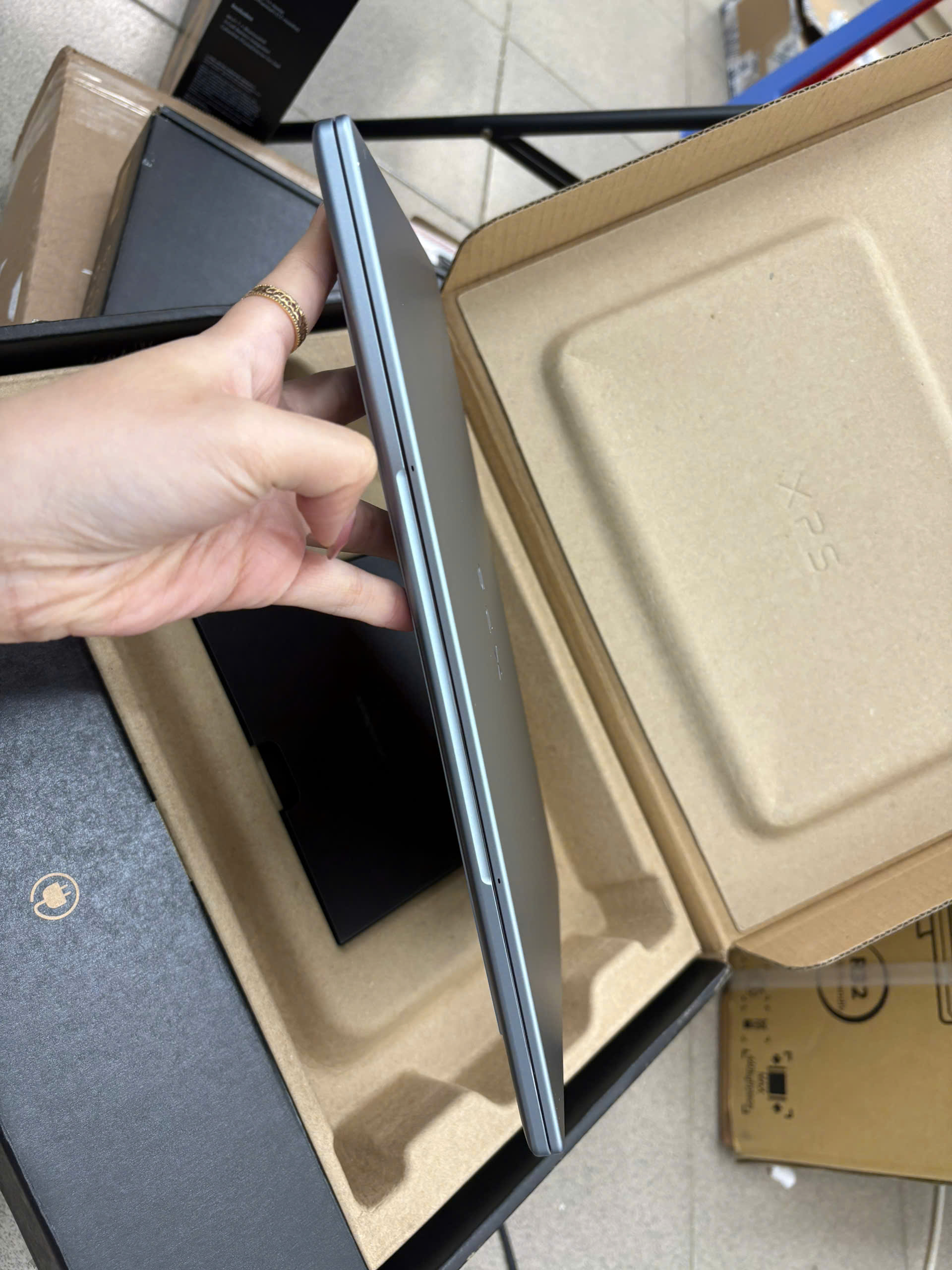 Dell XPS 13 DX13260 - Ảnh 9
