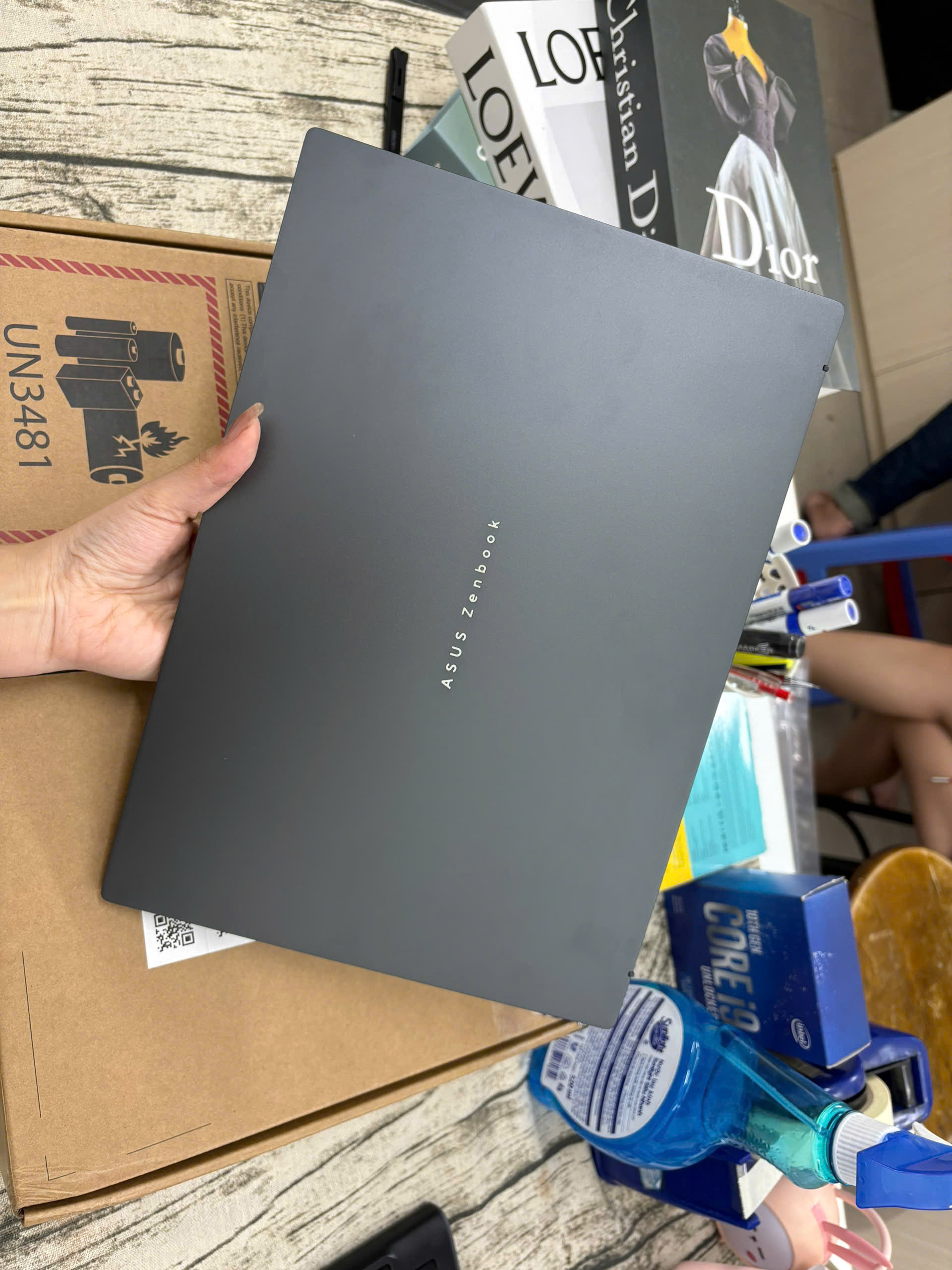 Asus Zenbook 14 UM3405G - Ảnh 7