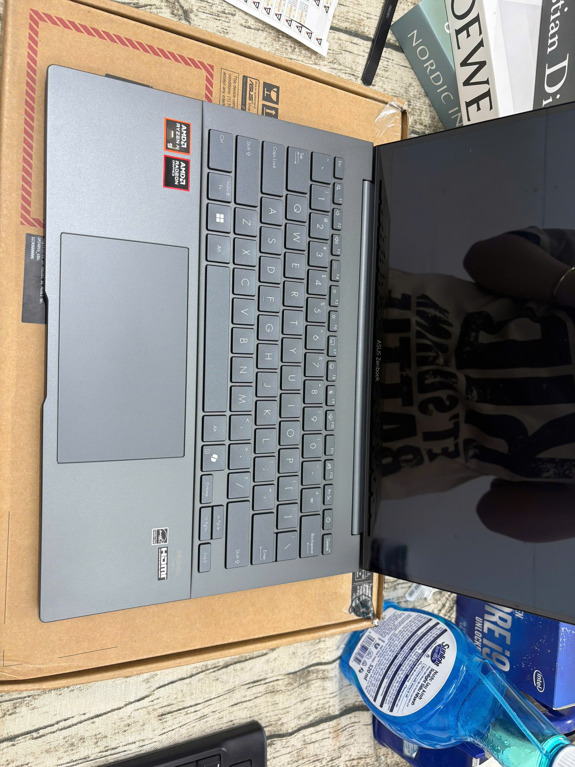 Asus Zenbook 14 UM3405G - Ảnh 8