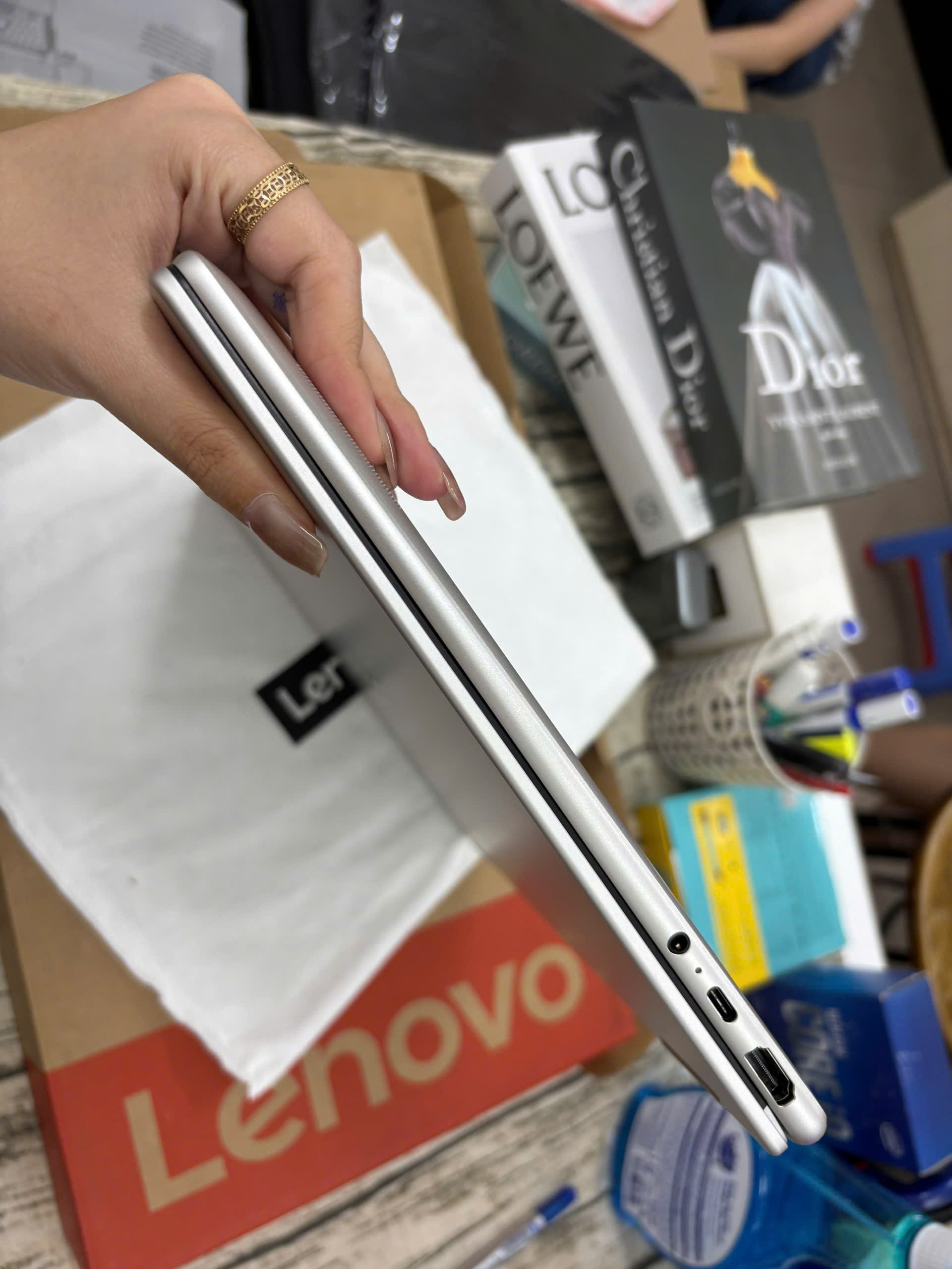 Lenovo Yoga 7 2in1 14AGP11 - Ảnh 7