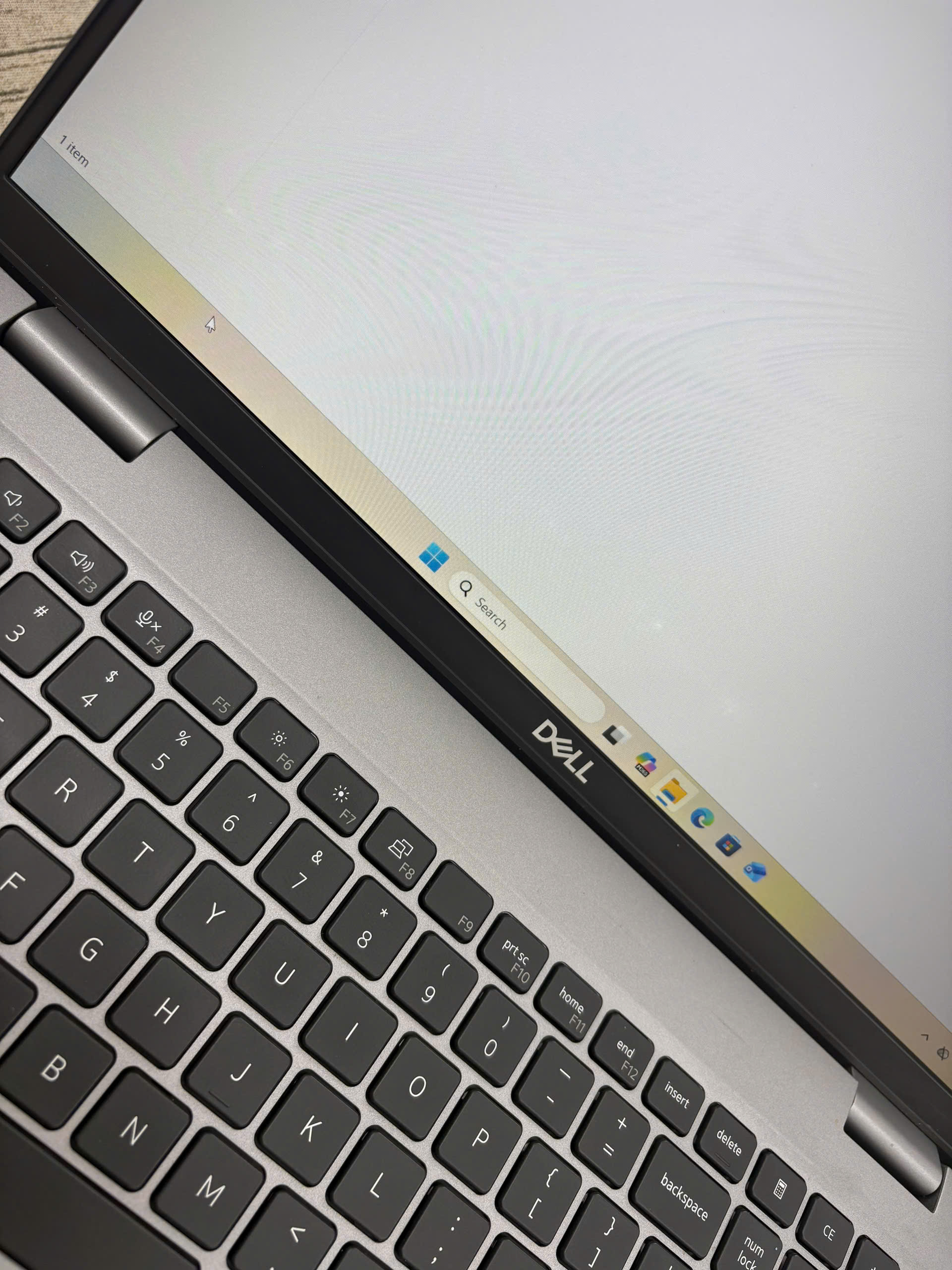 Dell Precision 3580 - Ảnh 4