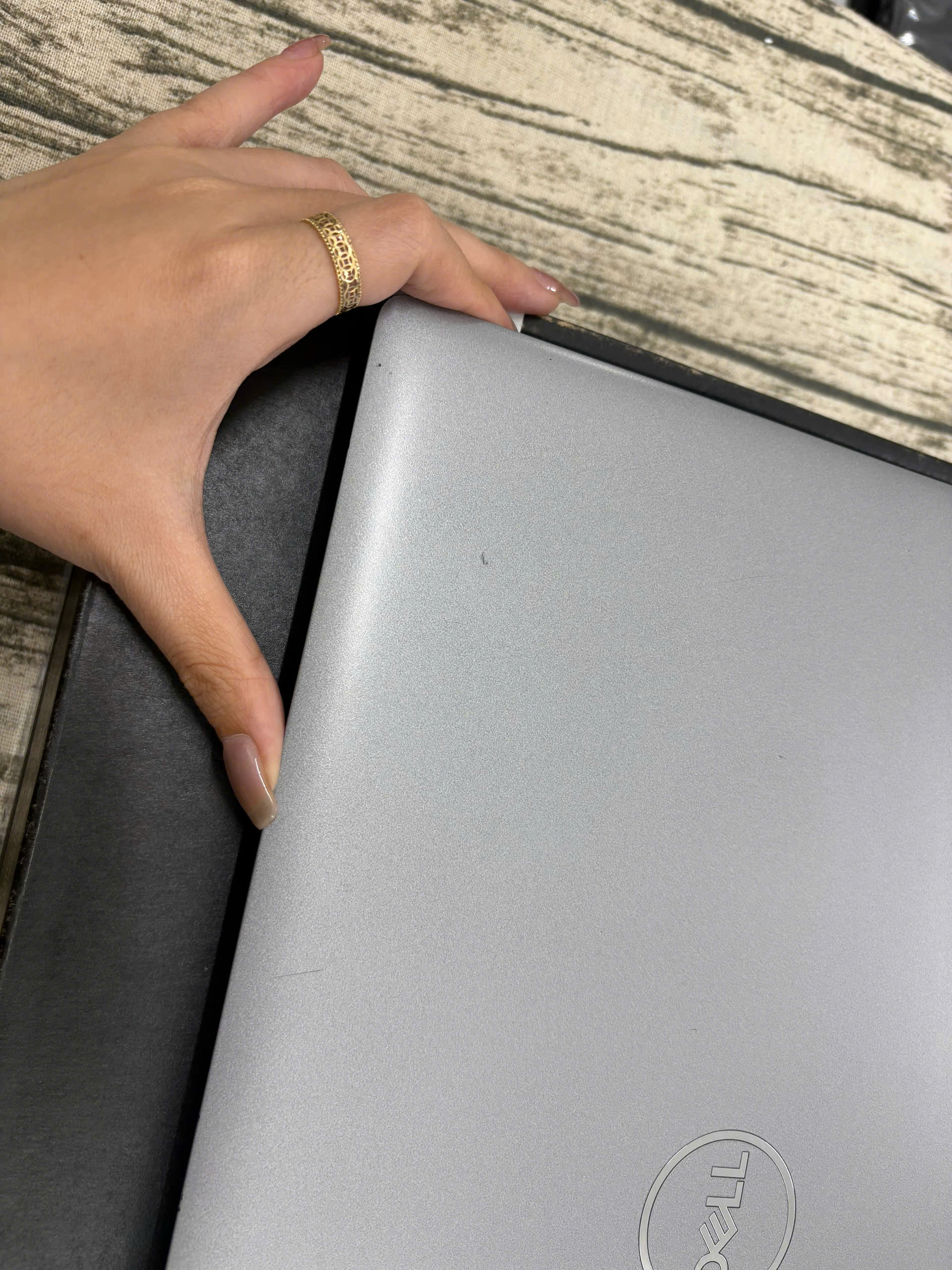 Dell Precision 3580 - Ảnh 17