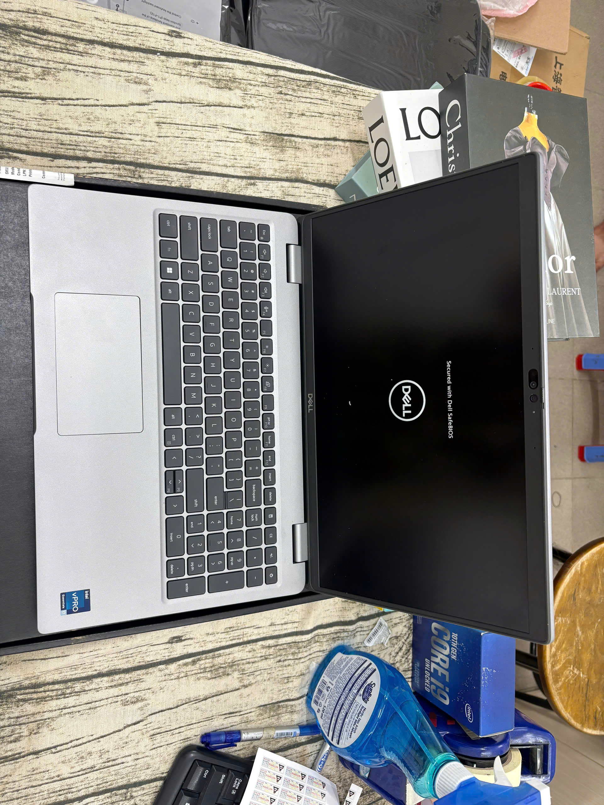 Dell Precision 3580 - Ảnh 20