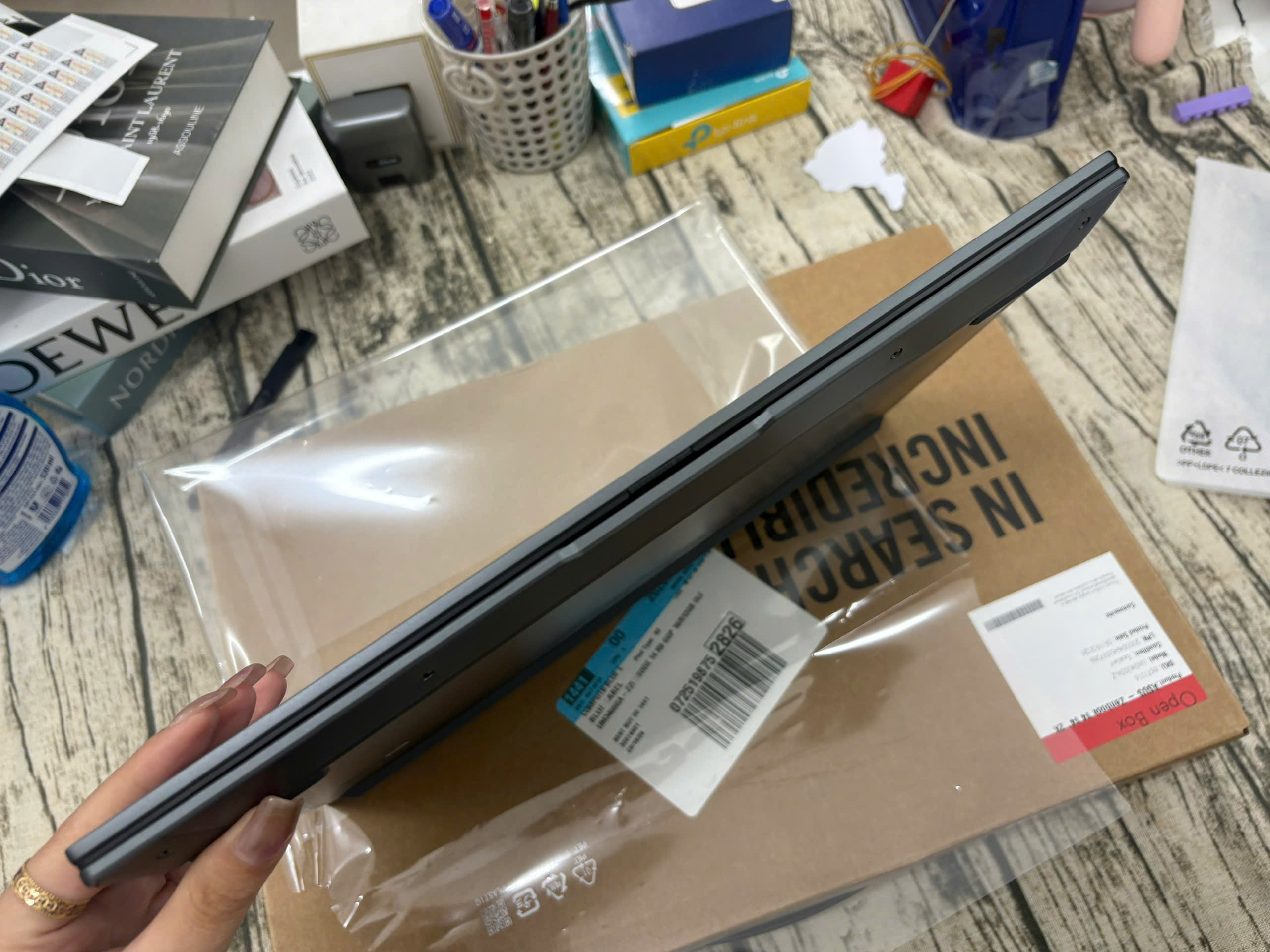 Asus Zenbook 14 UM3405GA - Ảnh 3