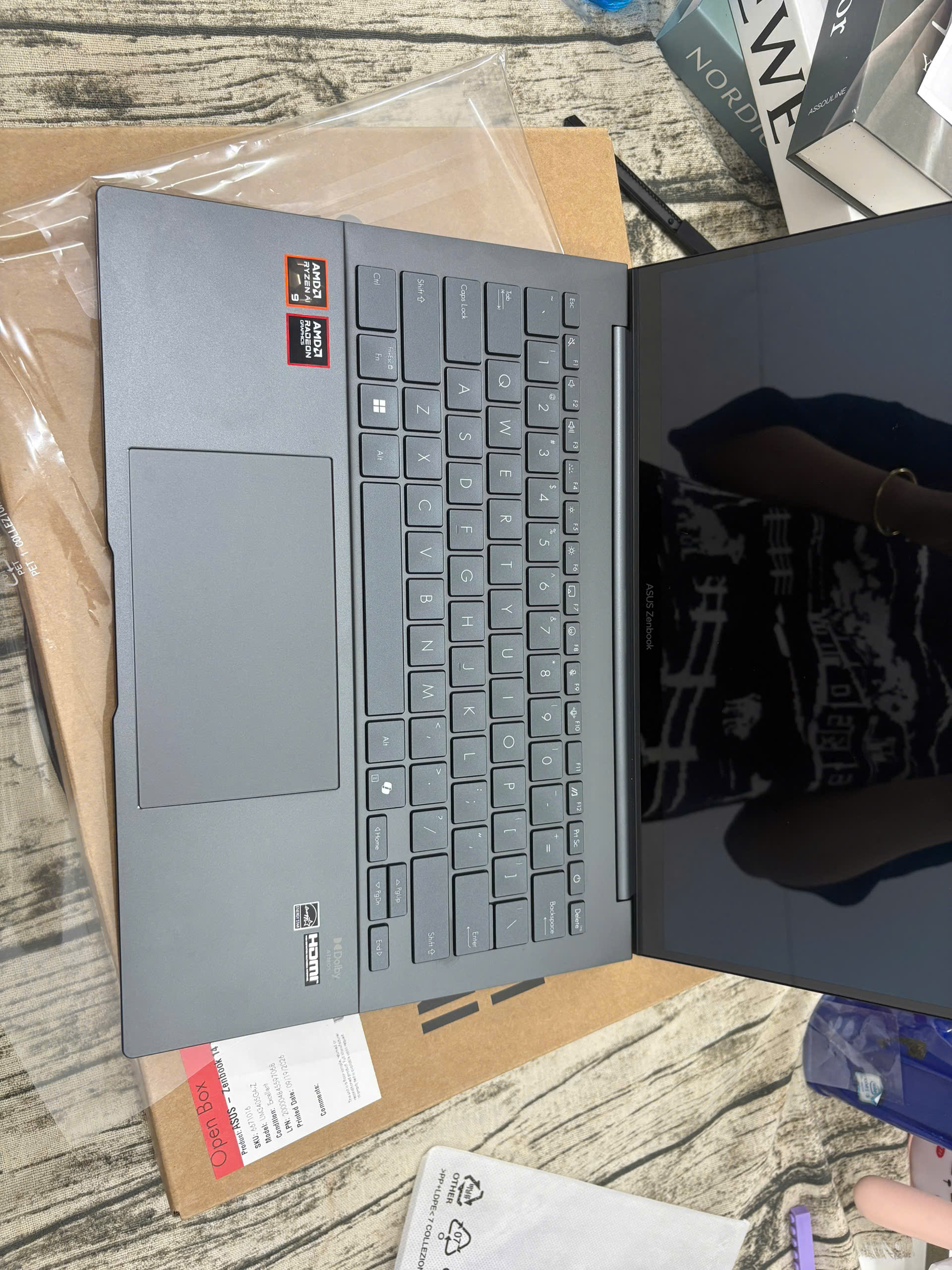 Asus Zenbook 14 UM3405GA - Ảnh 9