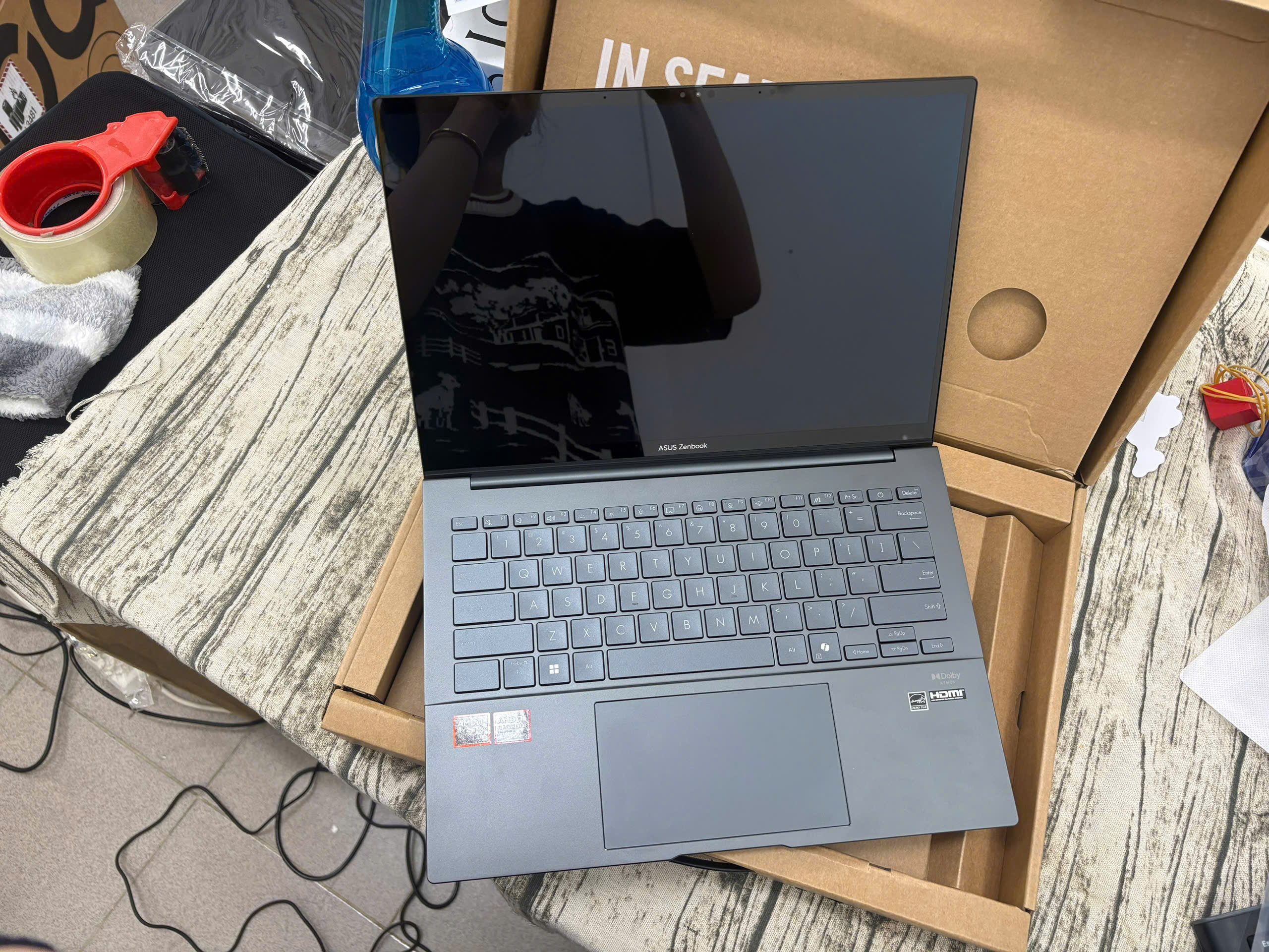 Asus Zenbook 14 UM3405GA