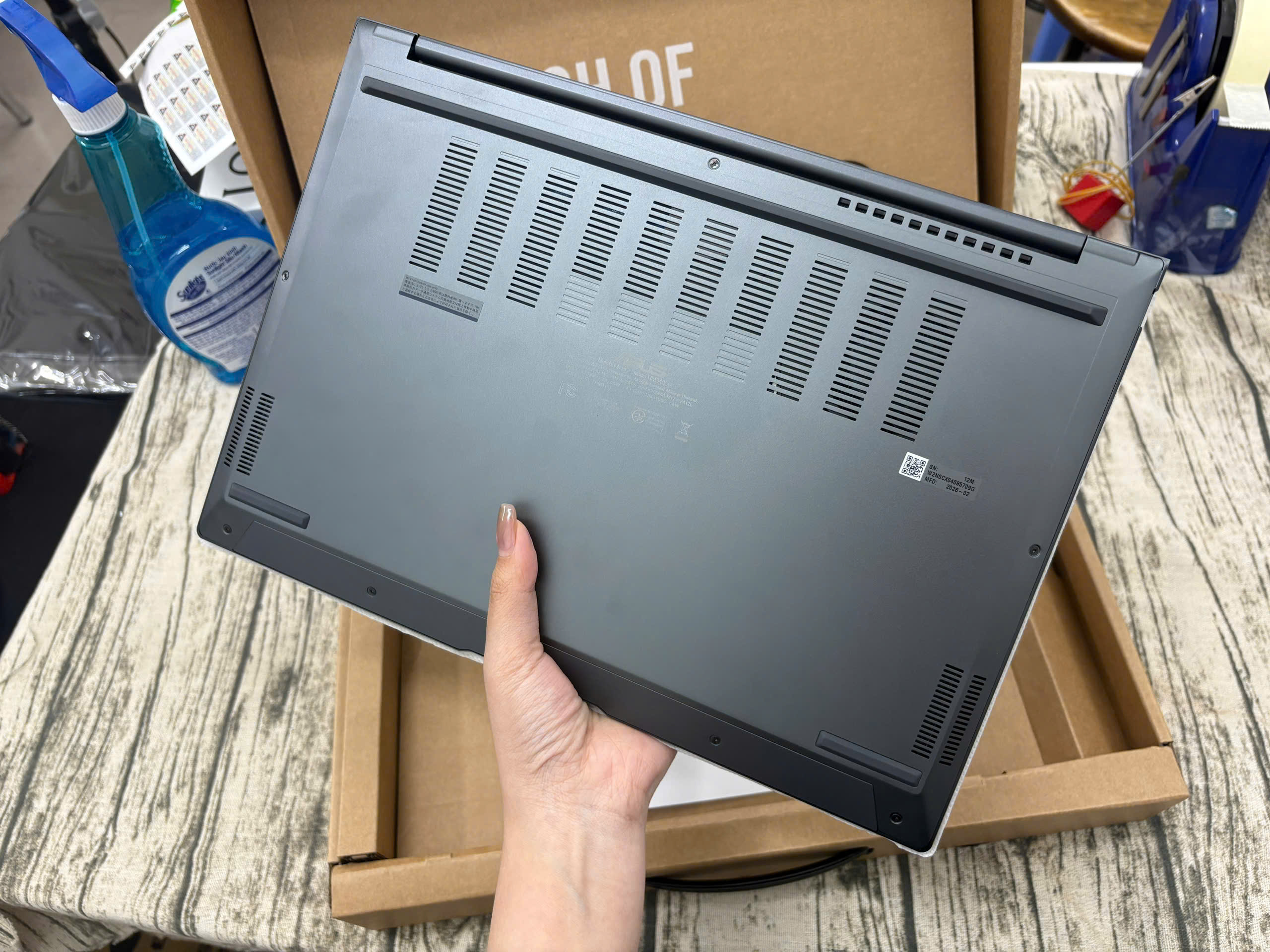 Asus Zenbook 14 UM3405GA - Ảnh 4