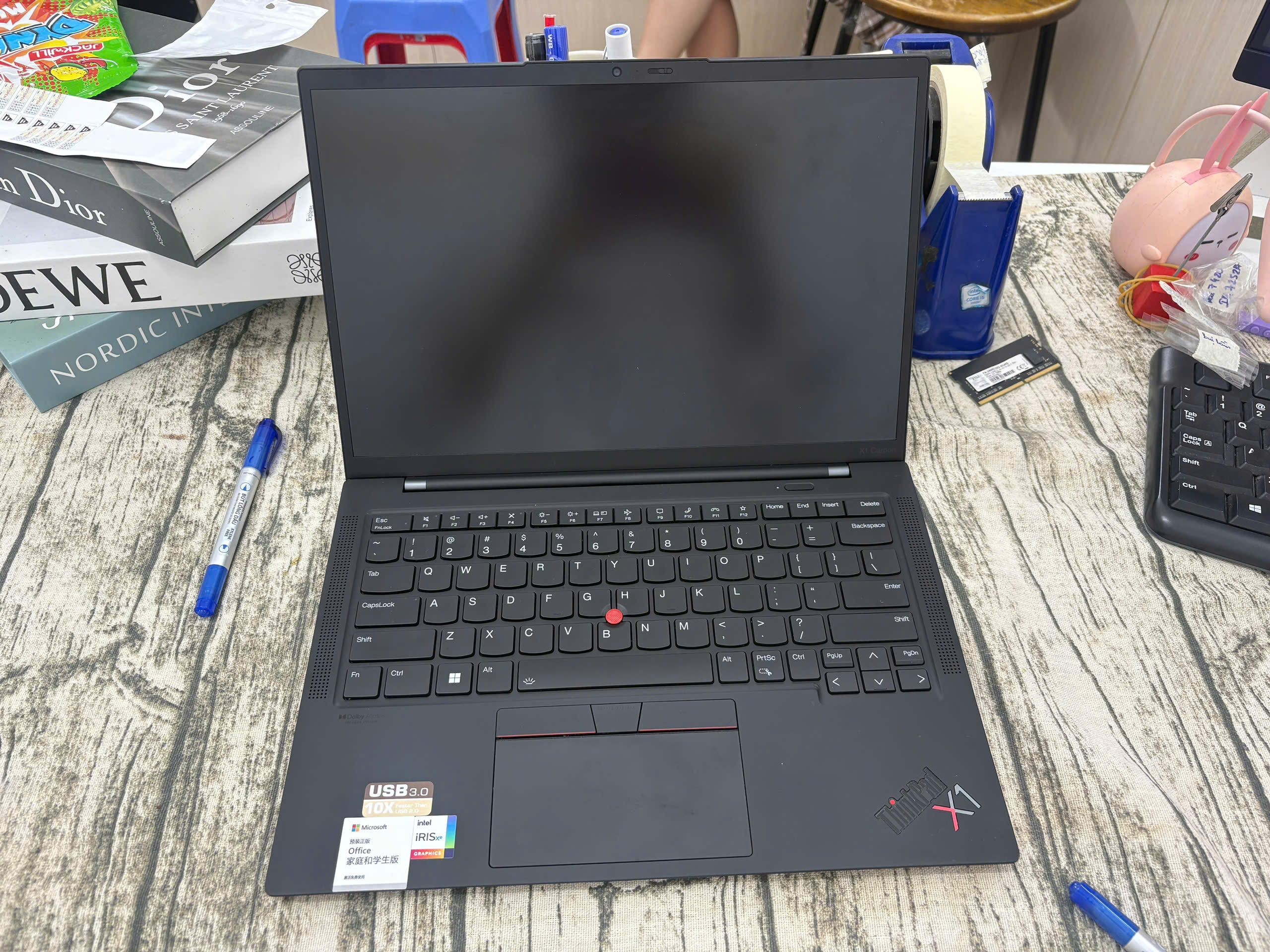 Thinkpad X1 Carbon G10 - Ảnh 3