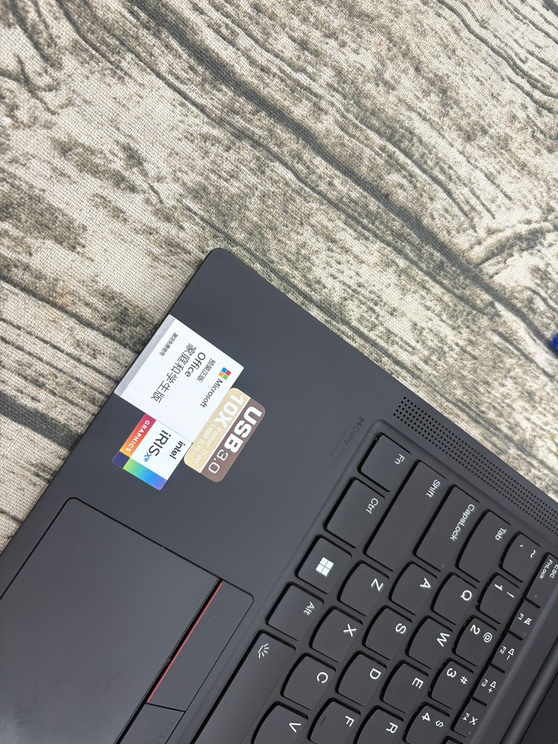 Thinkpad X1 Carbon G10 - Ảnh 4