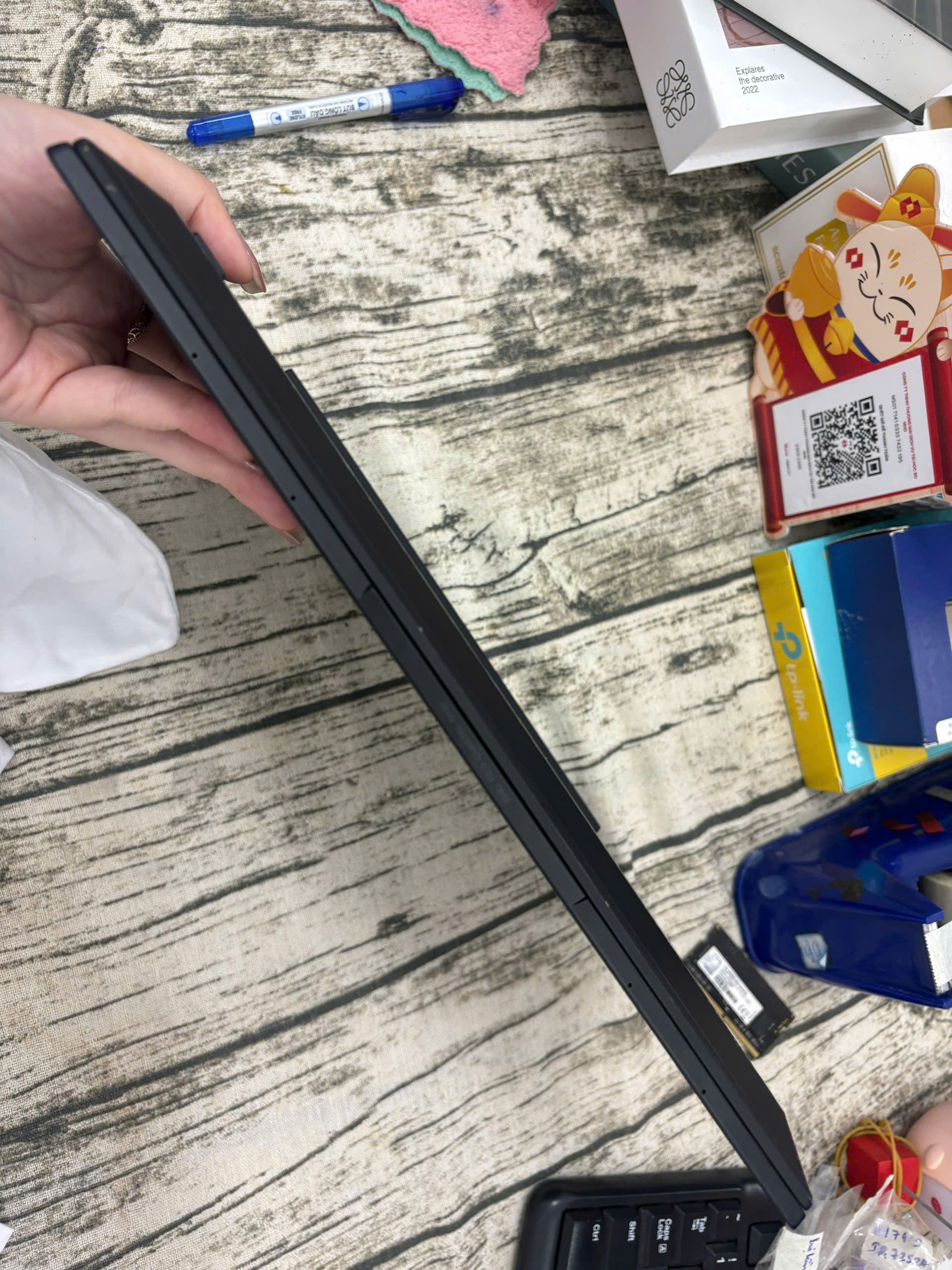 Thinkpad X1 Carbon G10 - Ảnh 11