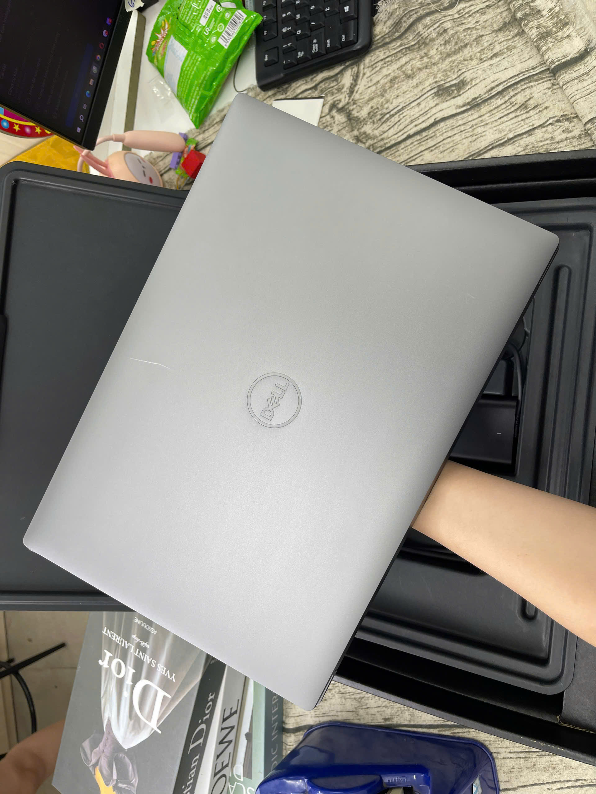 Dell Precision 5690 - Ảnh 4