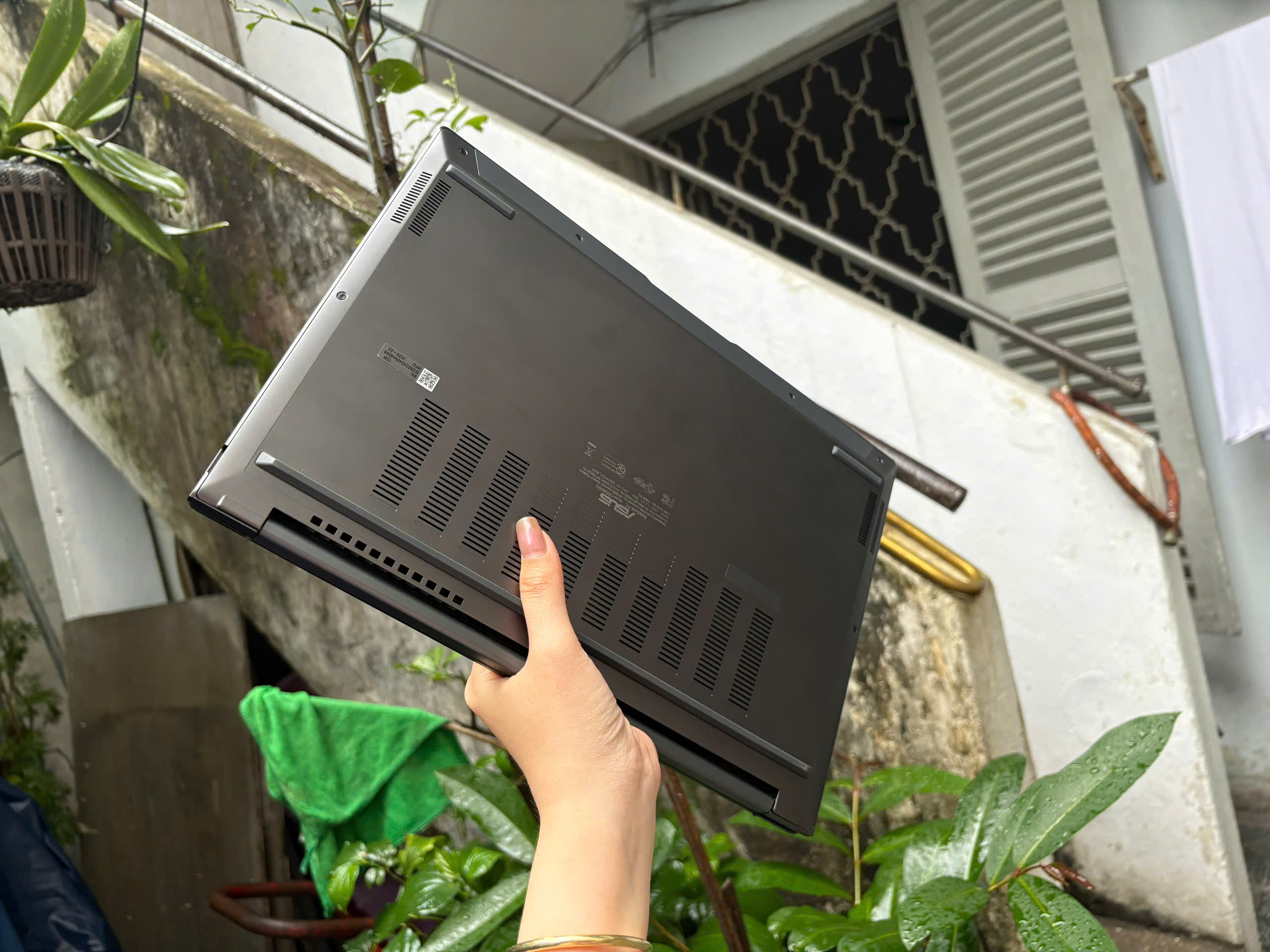 Asus Zenbook 14 UM3405G - Ảnh 10