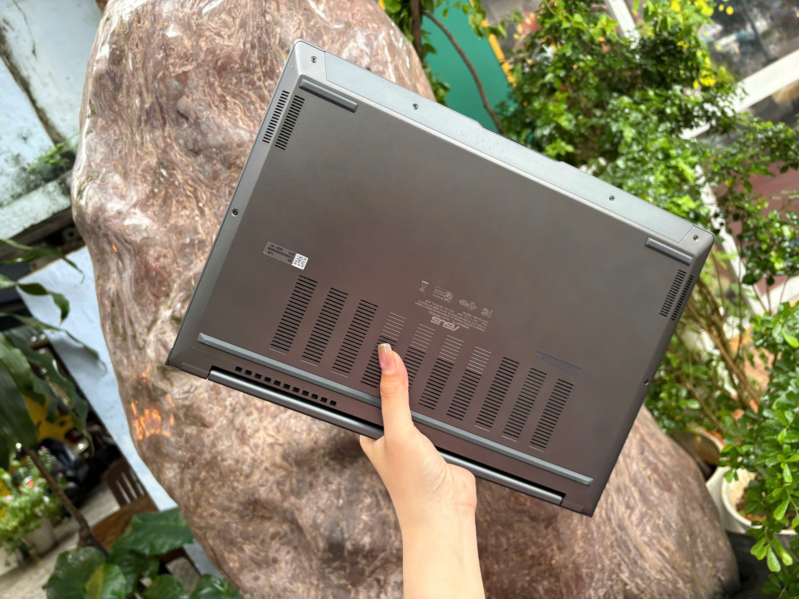 Asus Zenbook 14 UM3405G - Ảnh 3