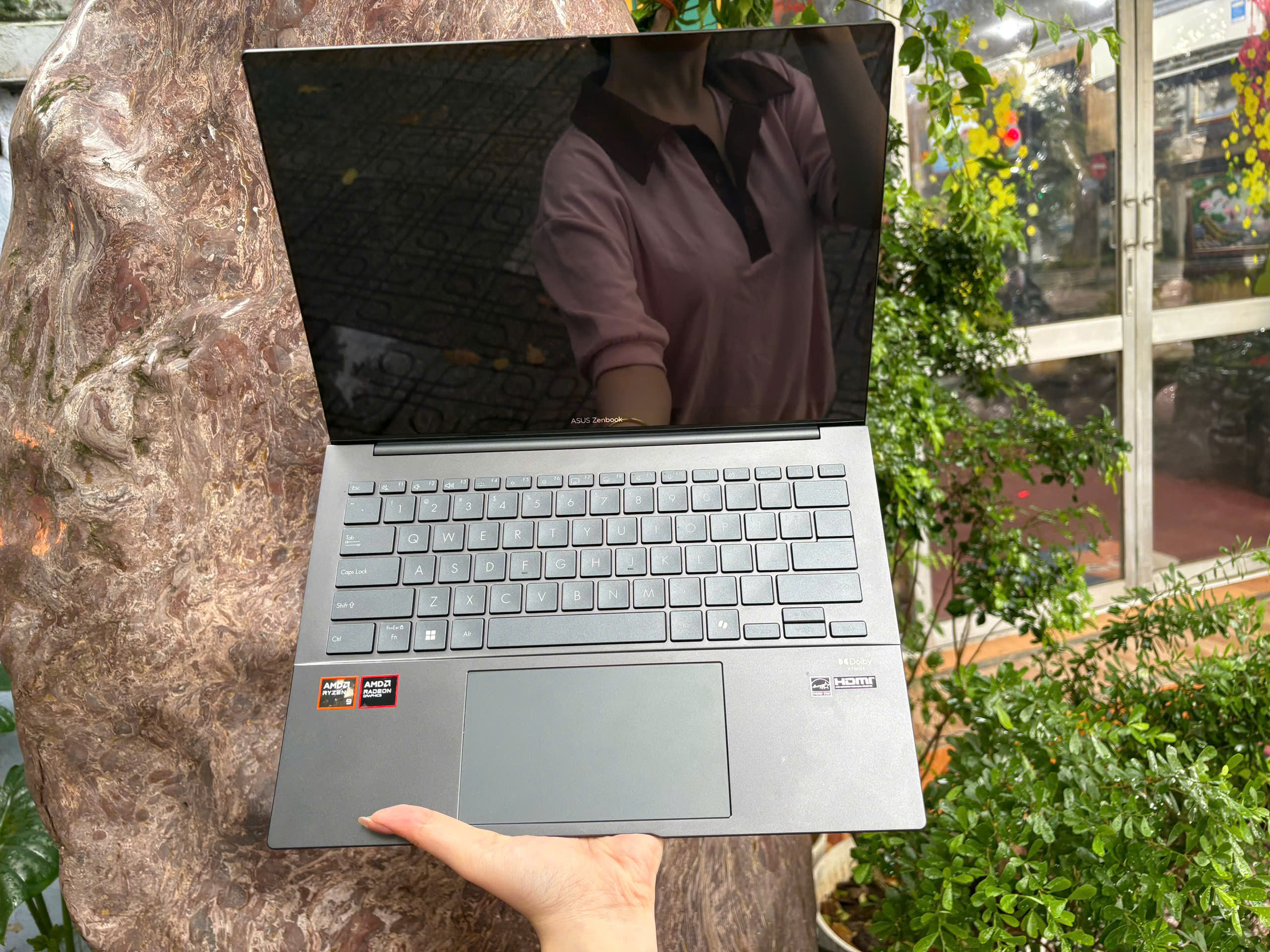 Asus Zenbook 14 UM3405G - Ảnh 8
