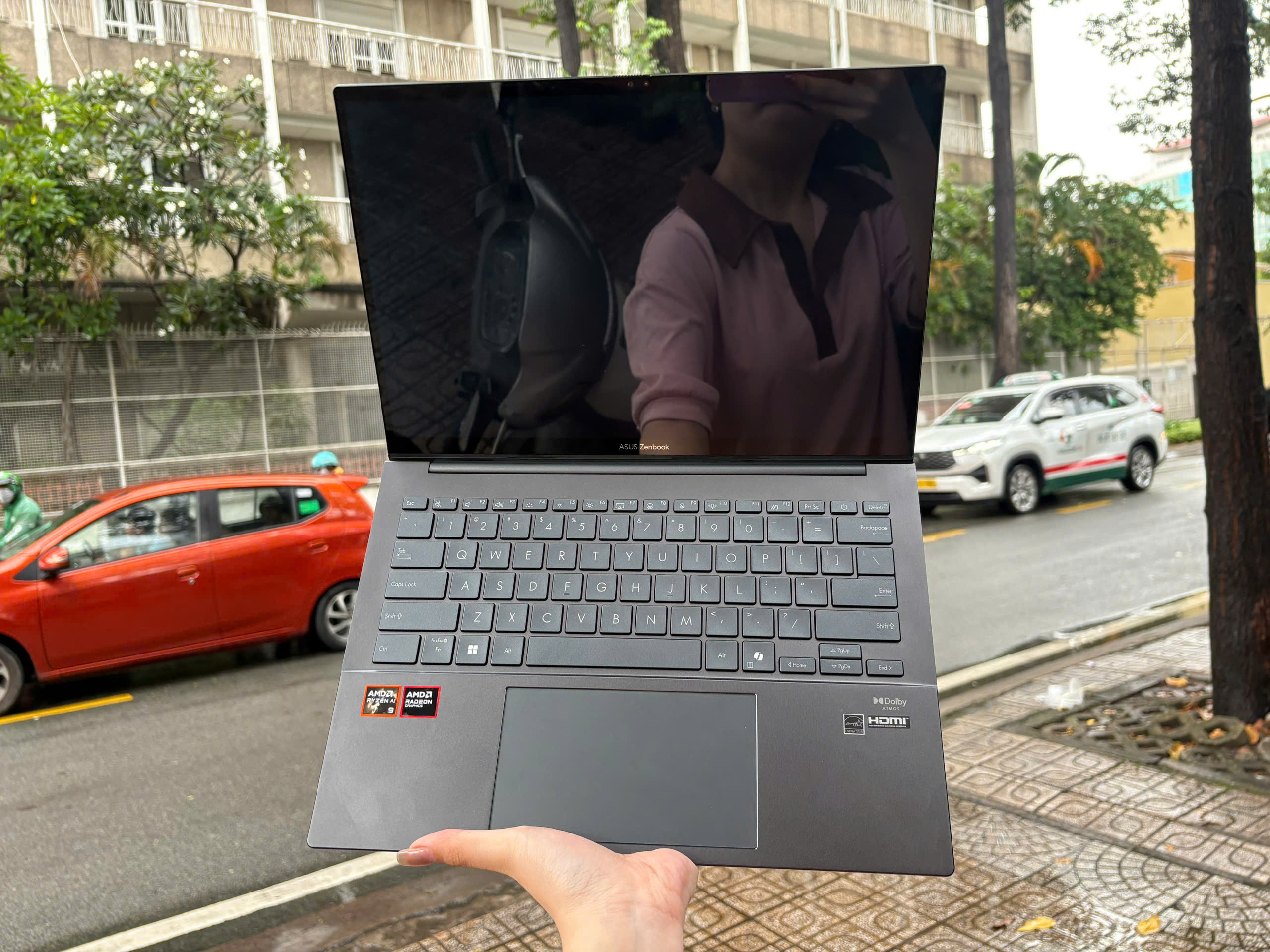 Asus Zenbook 14 UM3405G