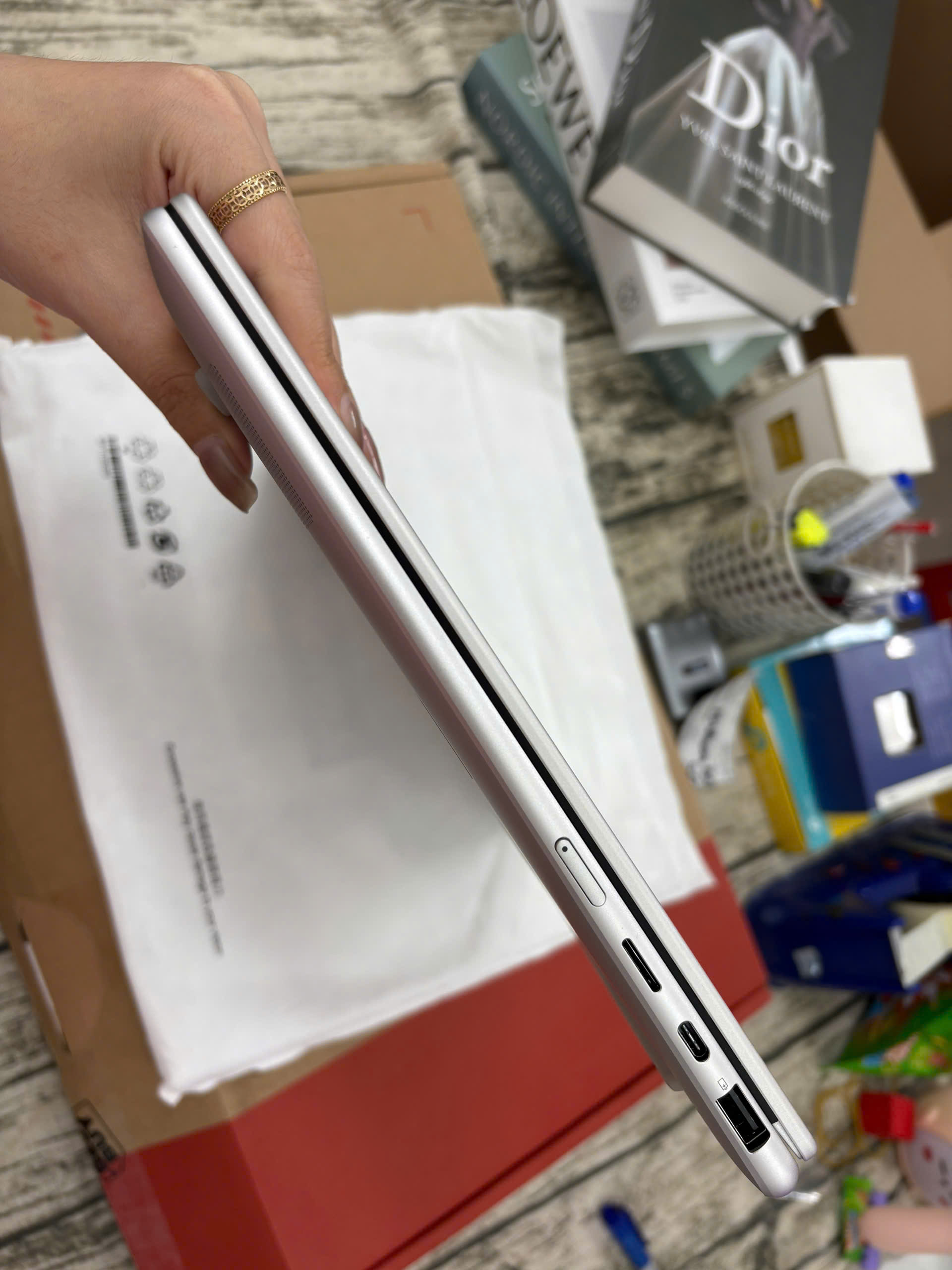 Lenovo Yoga 7 2in1 14AGP11 - Ảnh 7