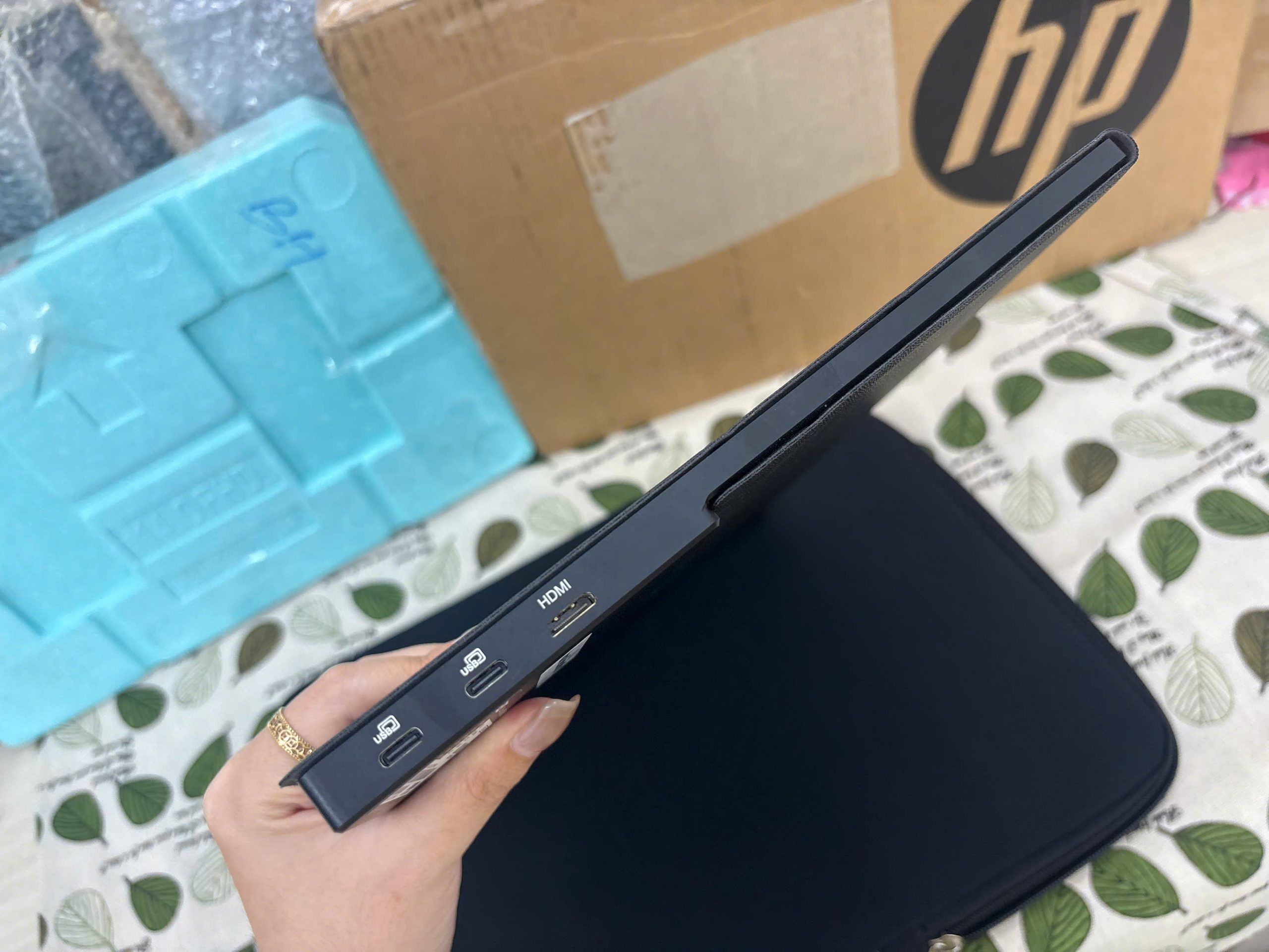 Màn hình: Acer PM161Q/C - Ảnh 2