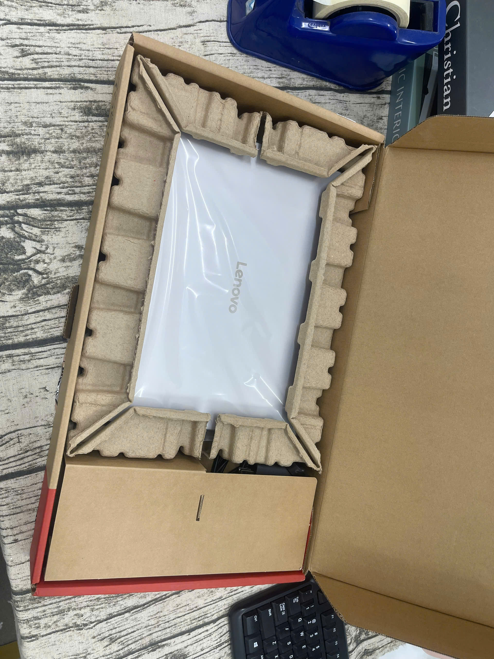 Lenovo Yoga 7 2in1 14AGP11 - Ảnh 2