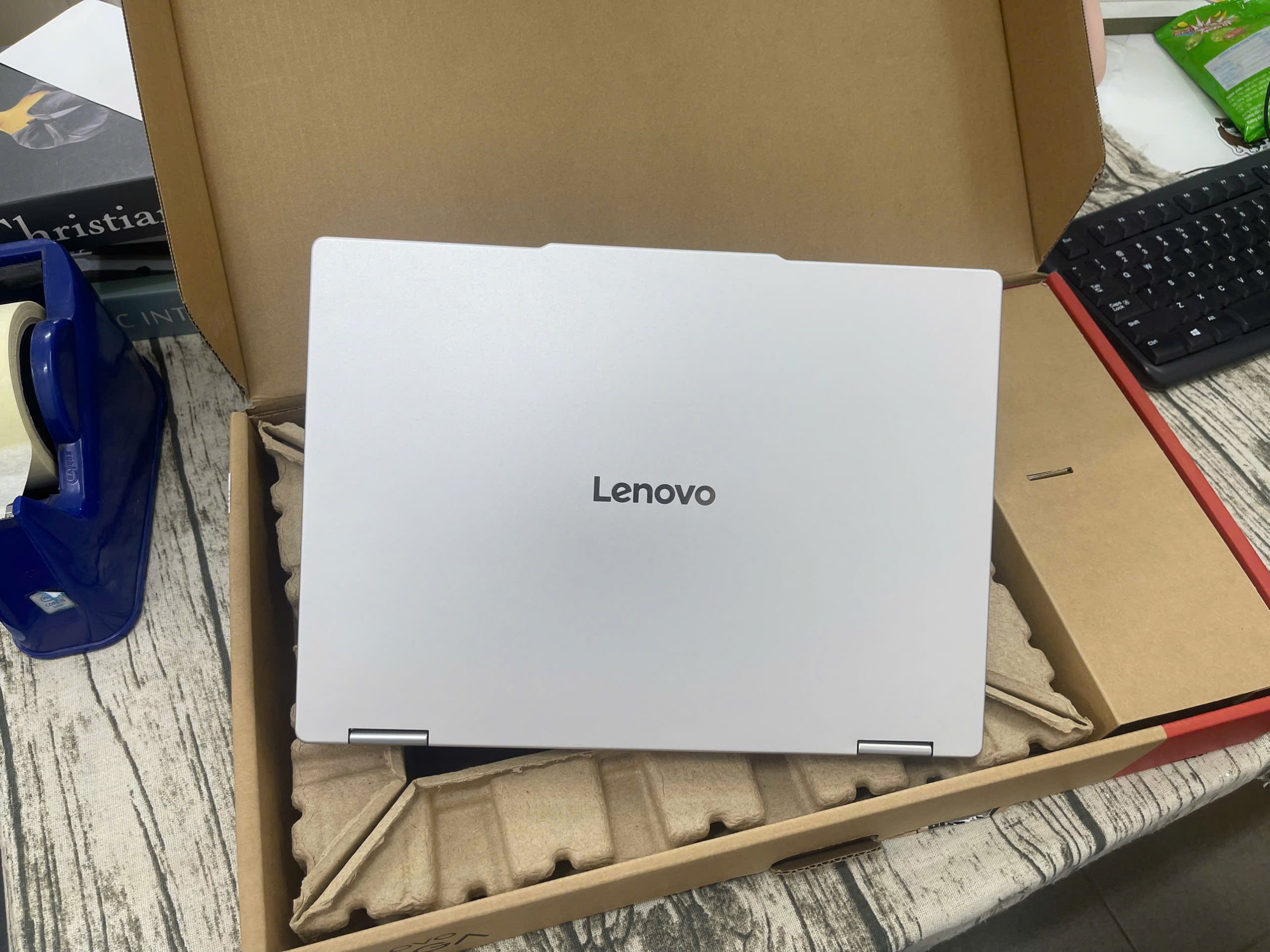 Lenovo Yoga 7 2in1 14AGP11