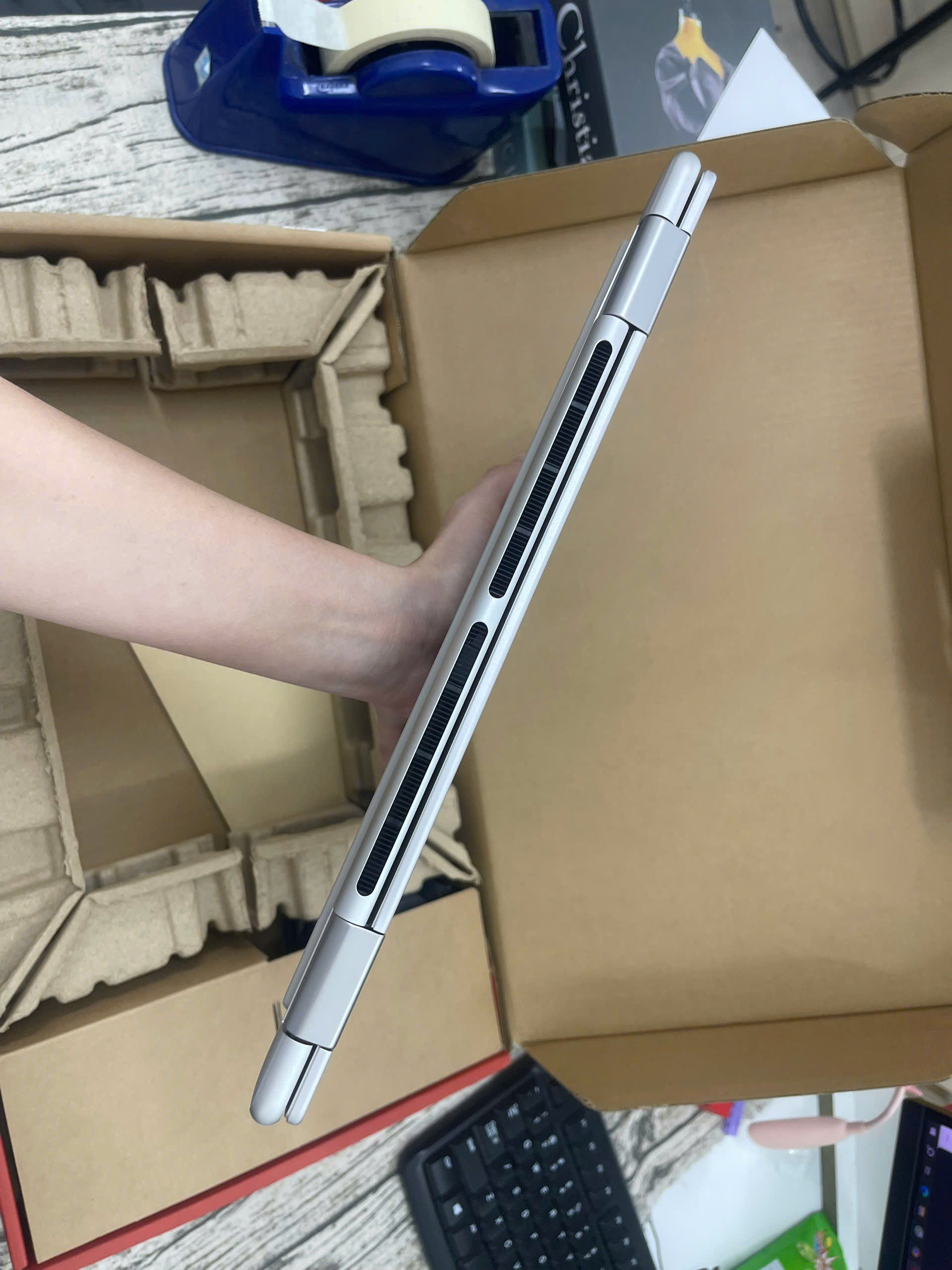 Lenovo Yoga 7 2in1 14AGP11 - Ảnh 5