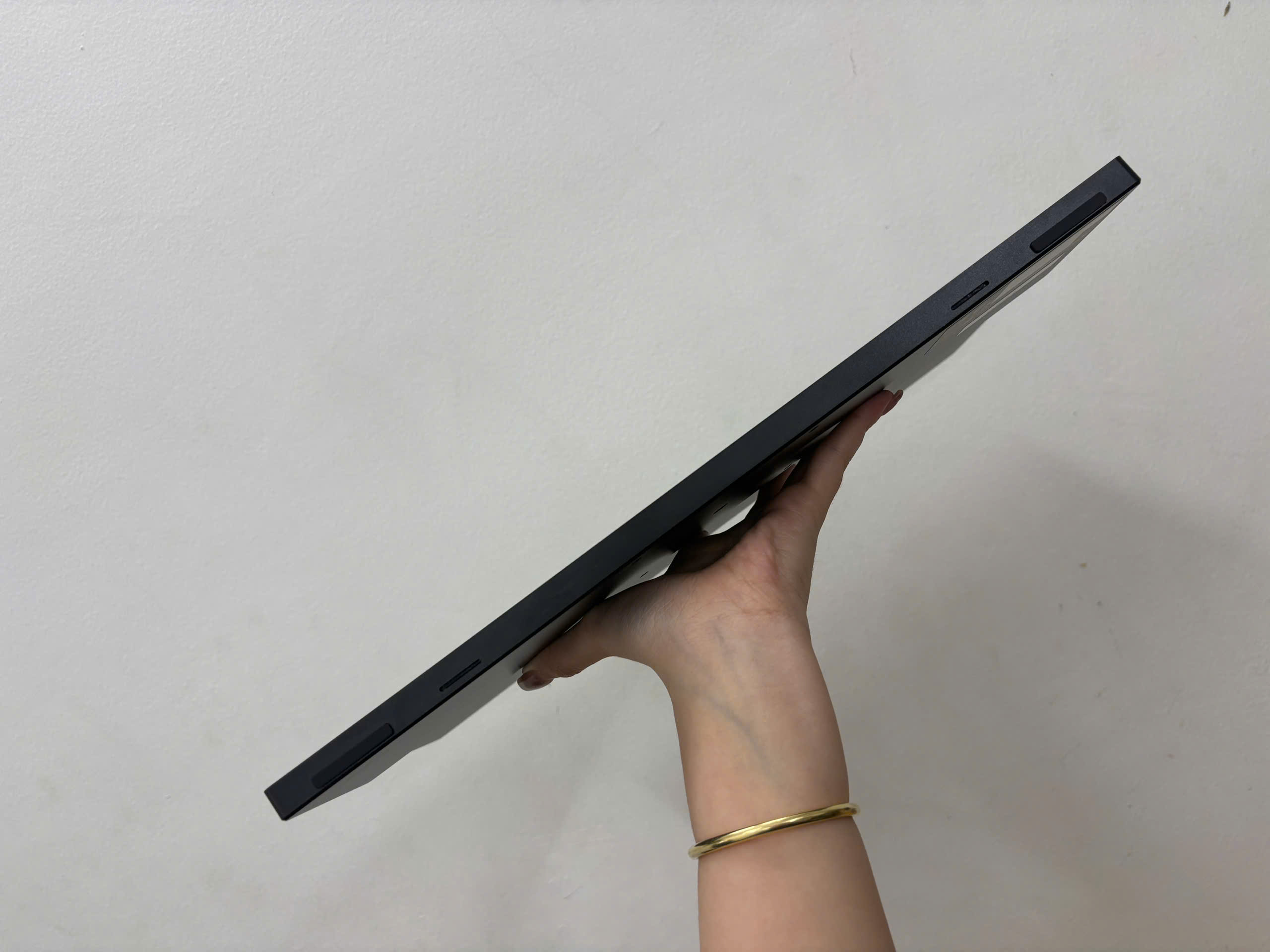 Màn hình Acer PM161Q C - Ảnh 4
