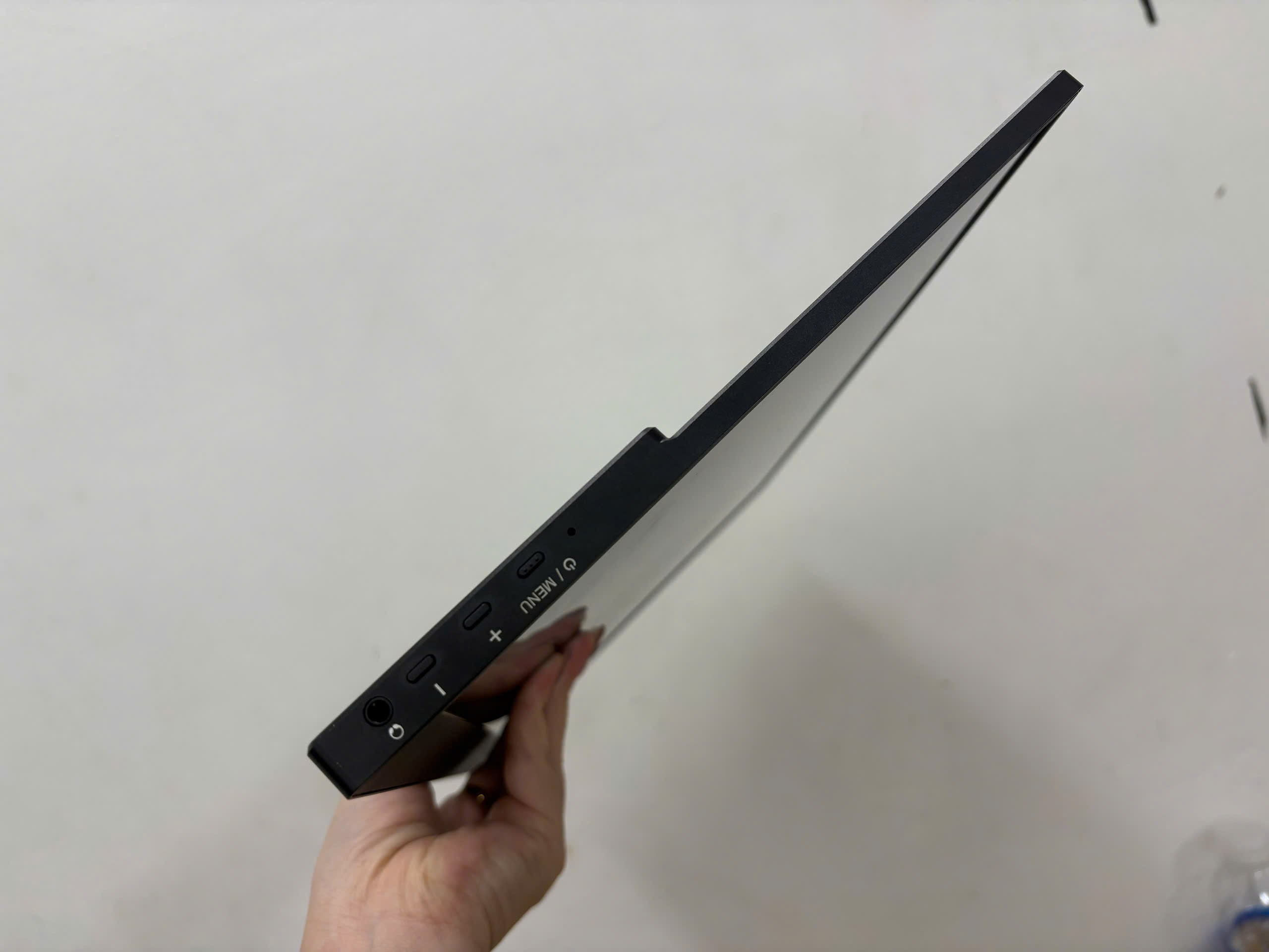 Màn hình Acer PM161Q C - Ảnh 6