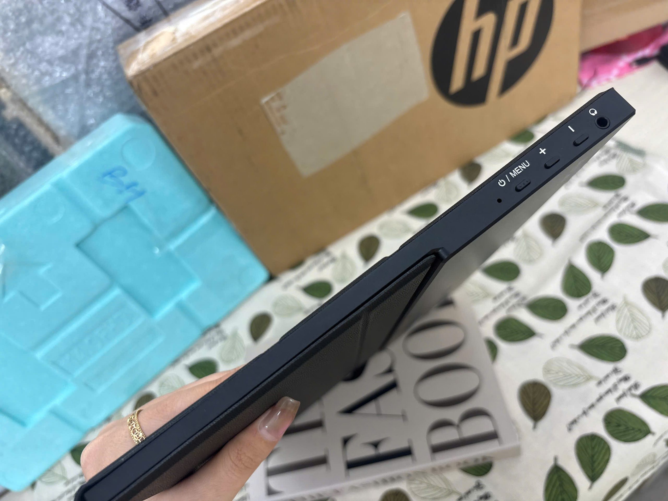 Màn hình Acer PM161Q/C - Ảnh 4