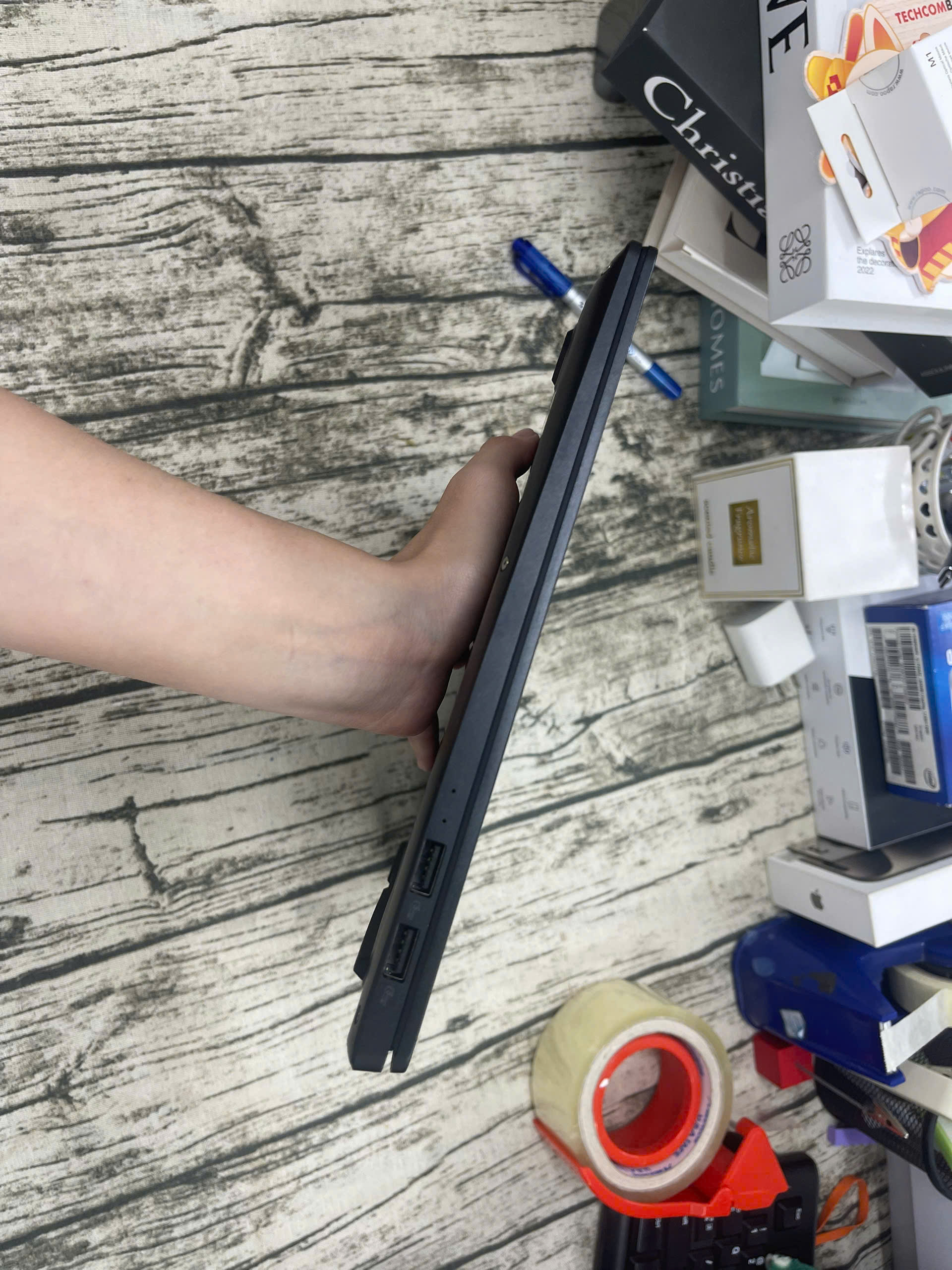 Asus S14 Q423SA ( vỏ nhôm) - Ảnh 3