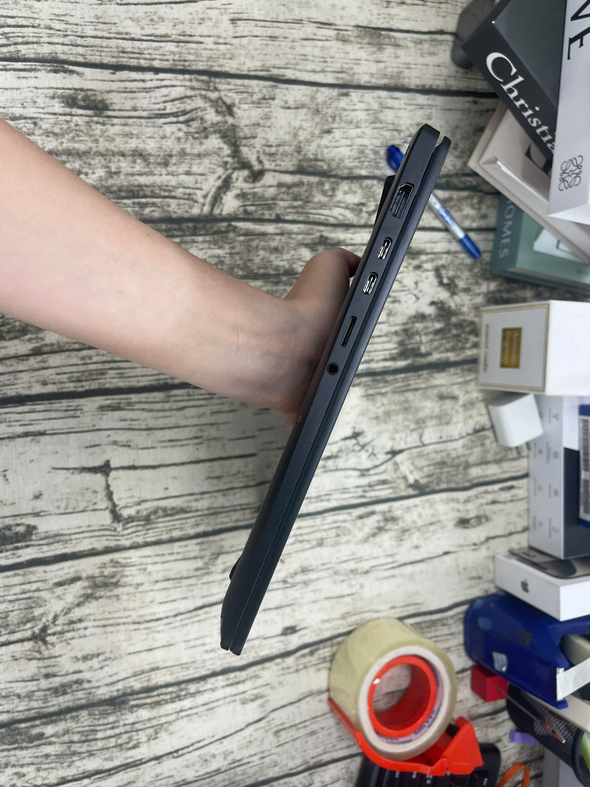 Asus S14 Q423SA ( vỏ nhôm) - Ảnh 5