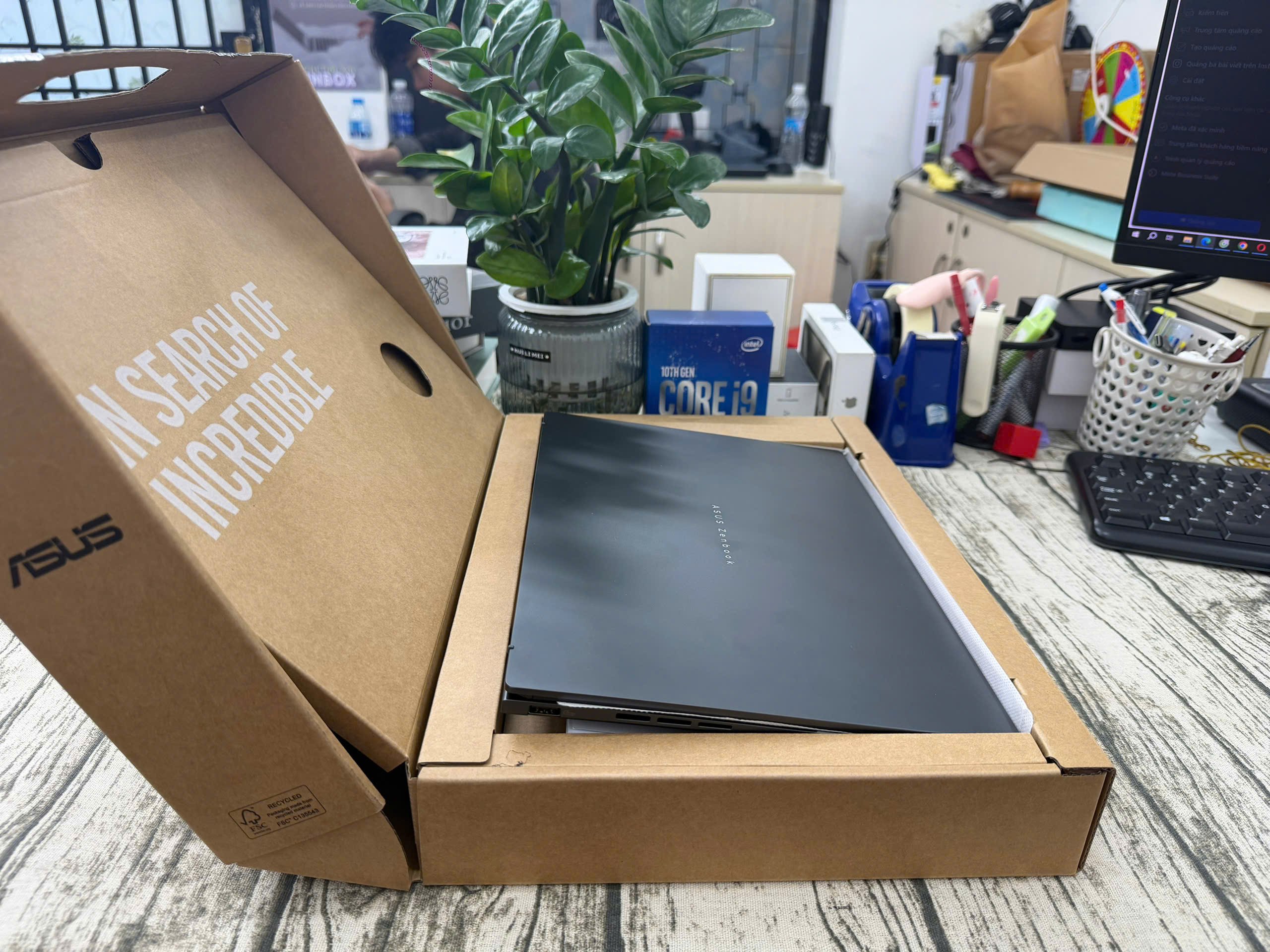 Asus Zenbook 14 UM3405G - Ảnh 2