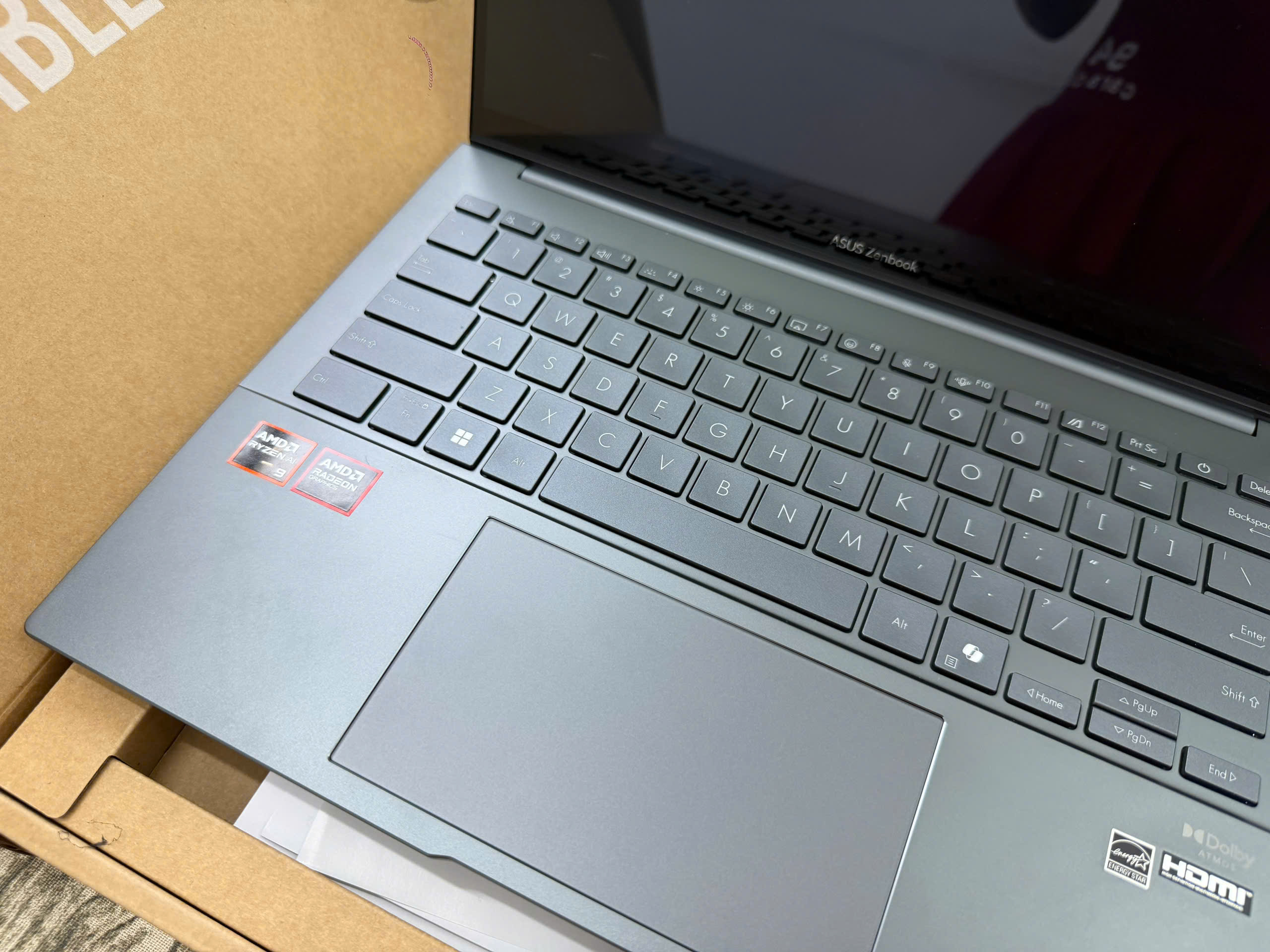 Asus Zenbook 14 UM3405G - Ảnh 3