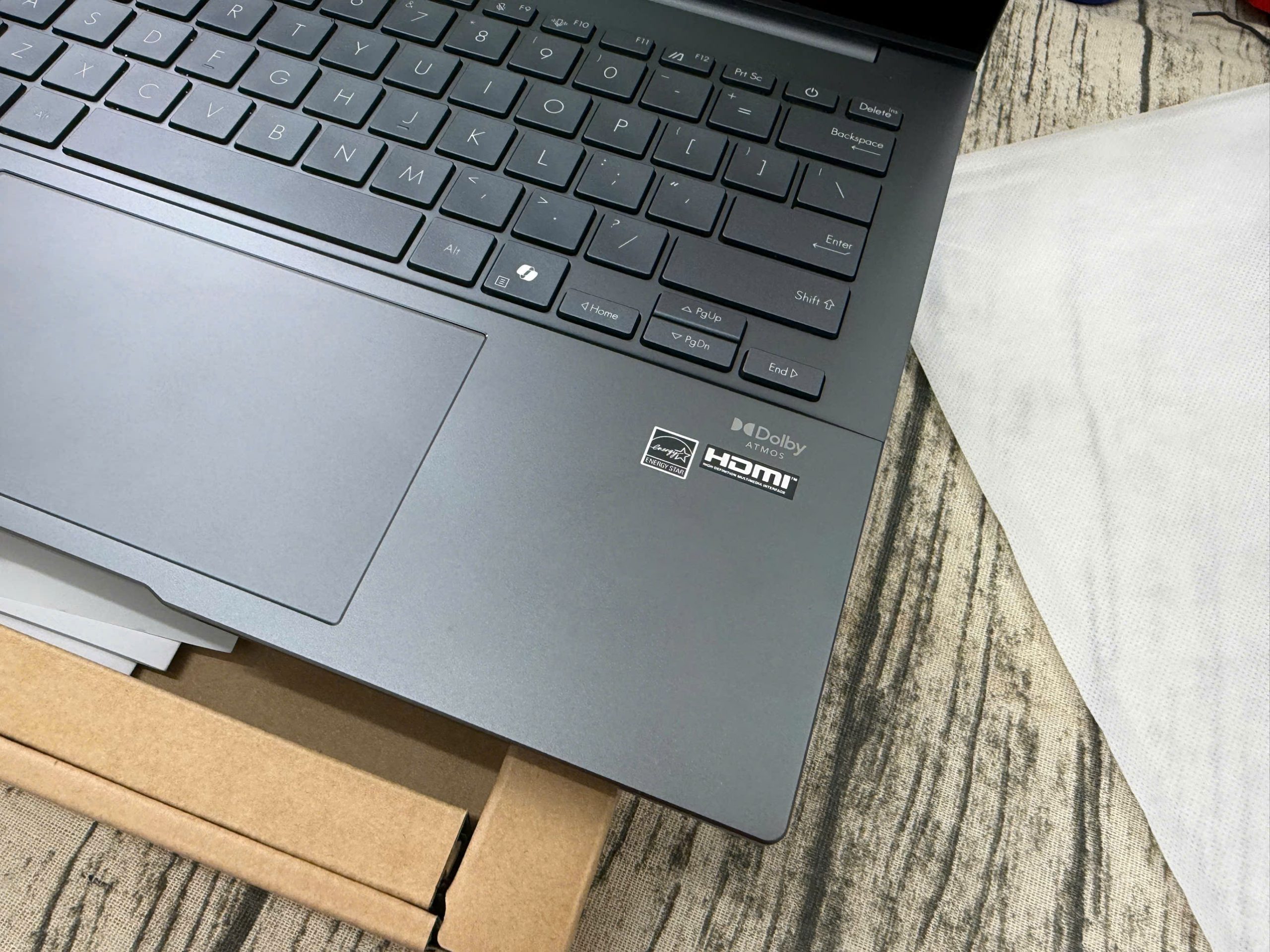 Asus Zenbook 14 UM3405G - Ảnh 4