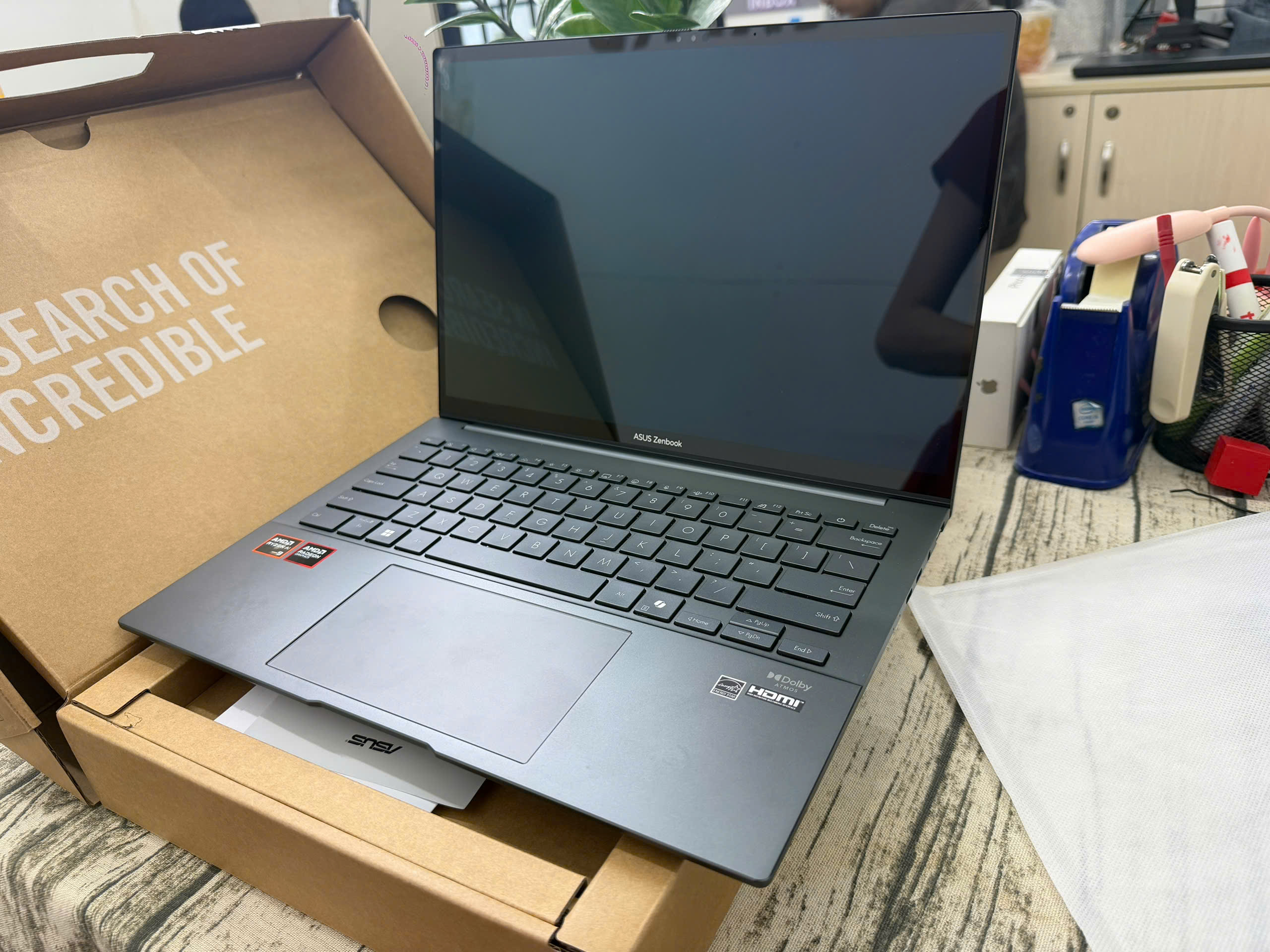 Asus Zenbook 14 UM3405G - Ảnh 5