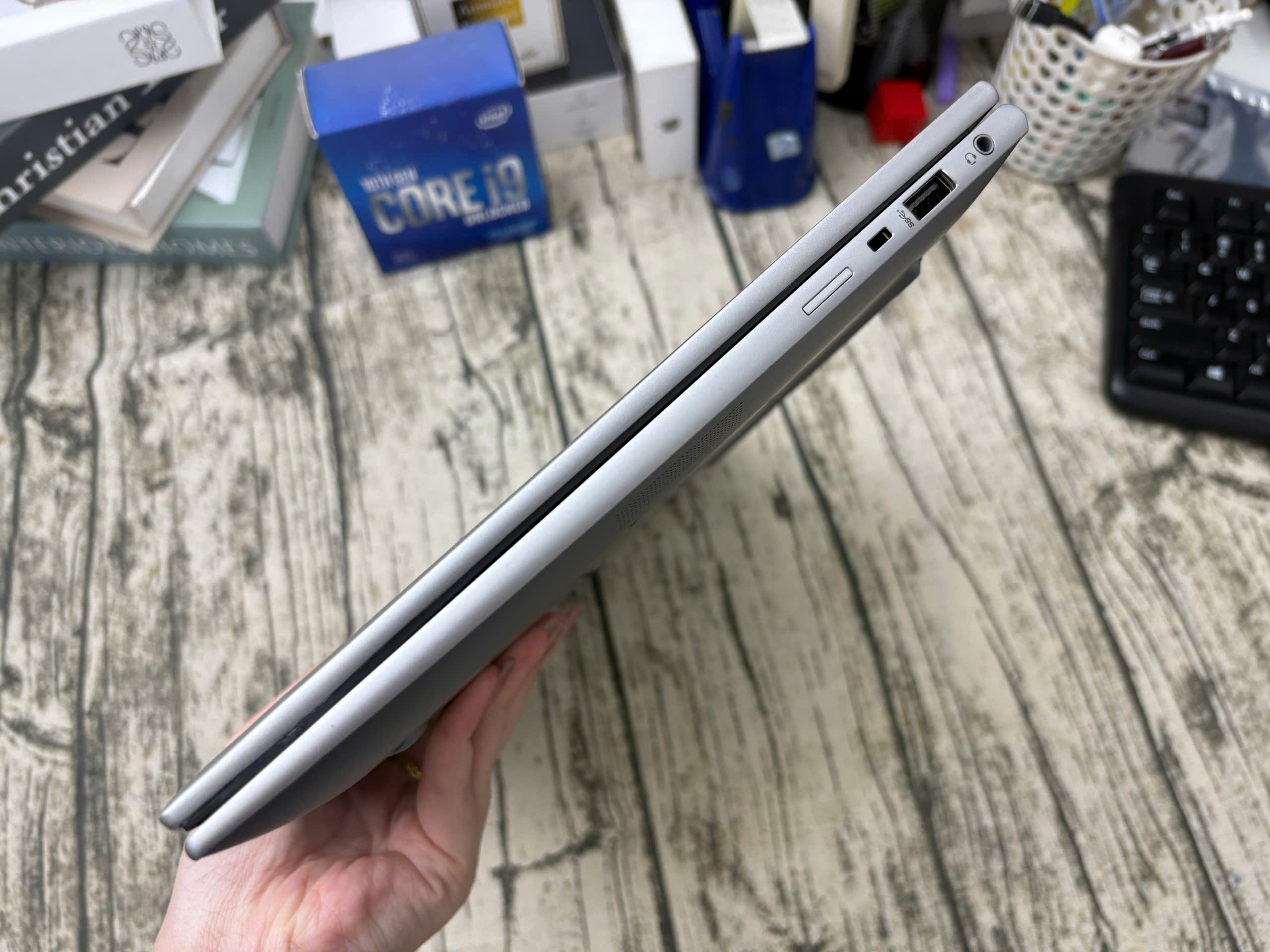 HP Zbook Firefly 14 G10 - Ảnh 6