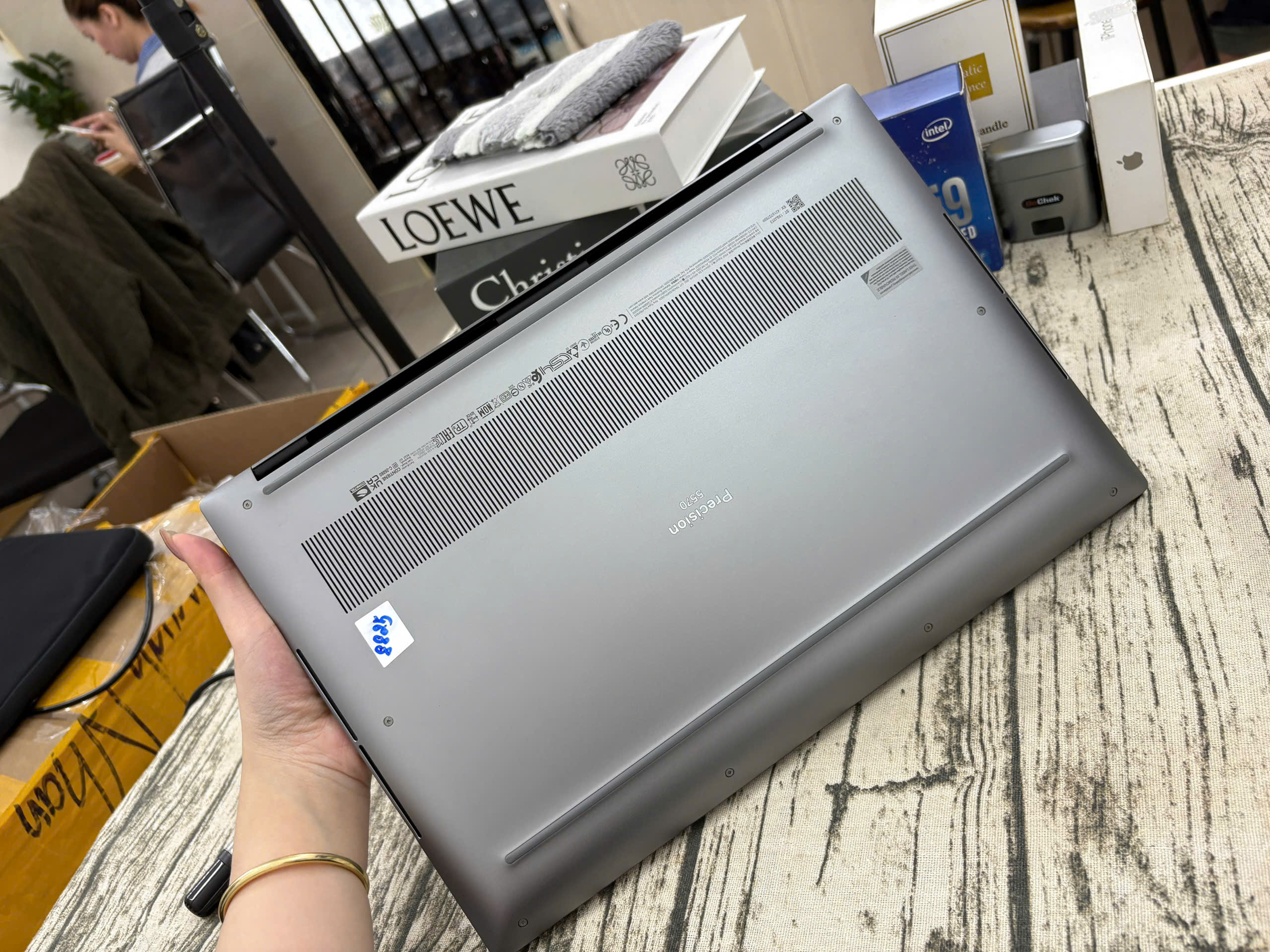 Dell Precision 5570 - Ảnh 3