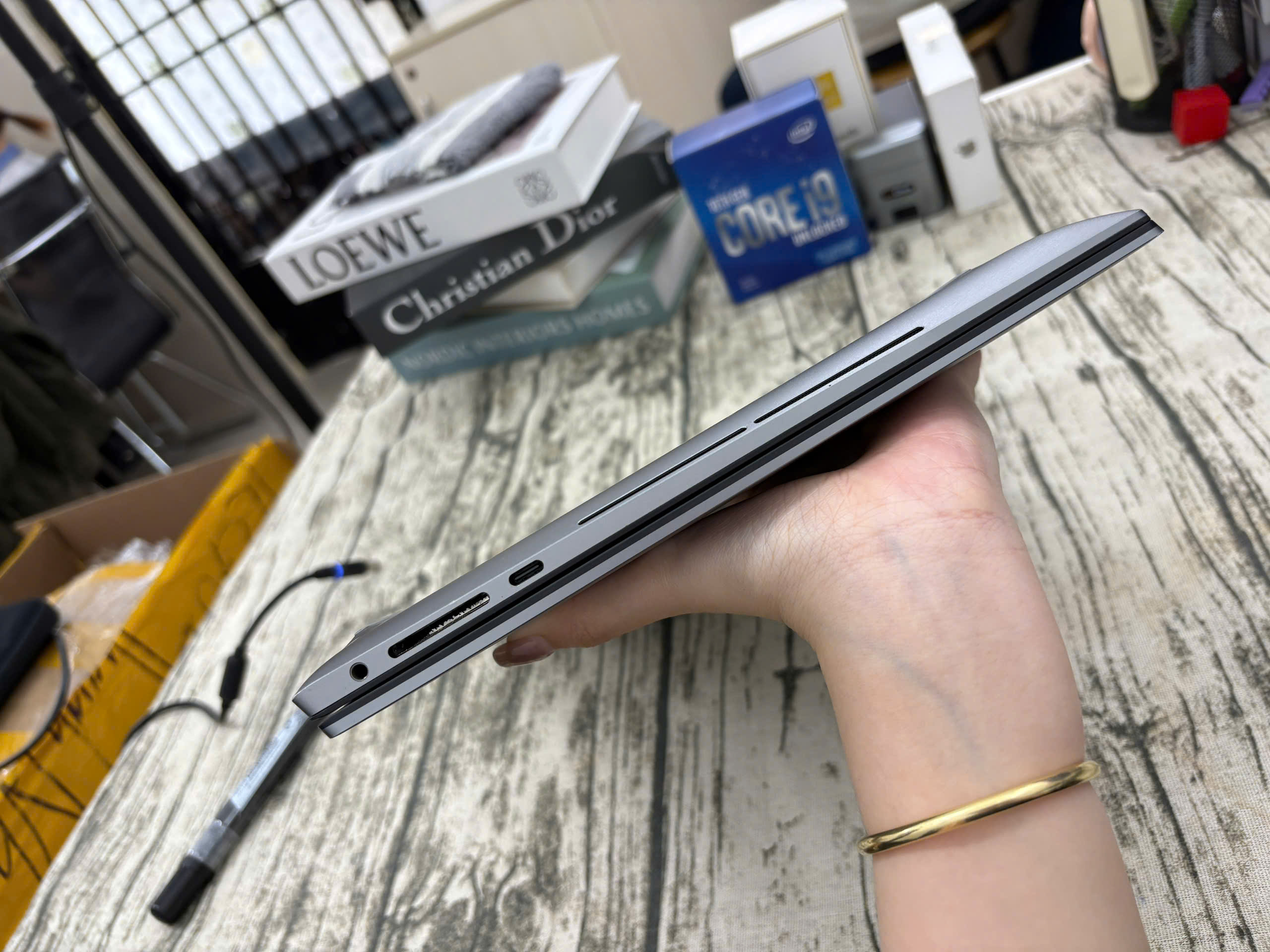 Dell Precision 5570 - Ảnh 5