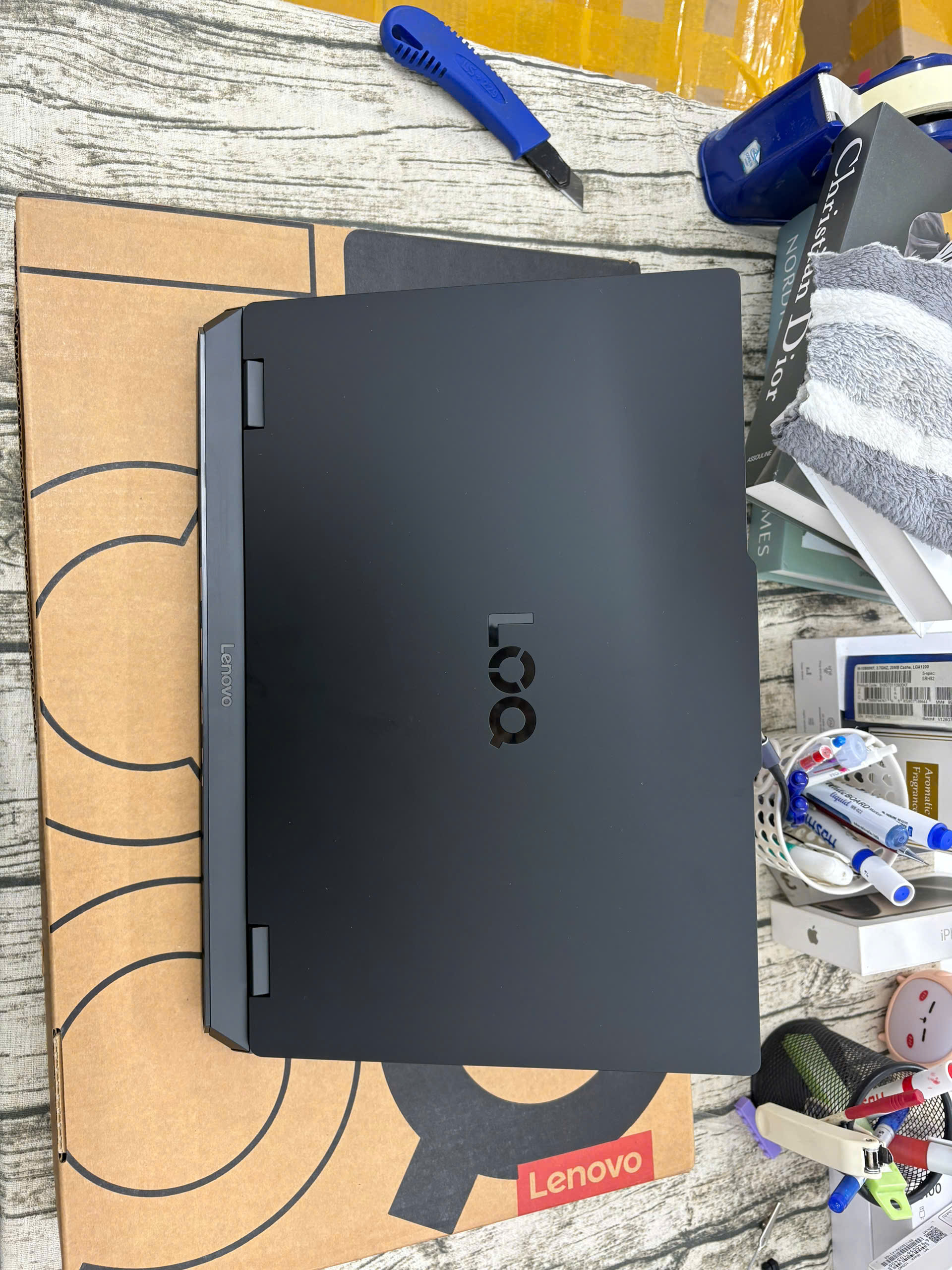 Lenovo LOQ Essential 15ARP11 - Ảnh 4