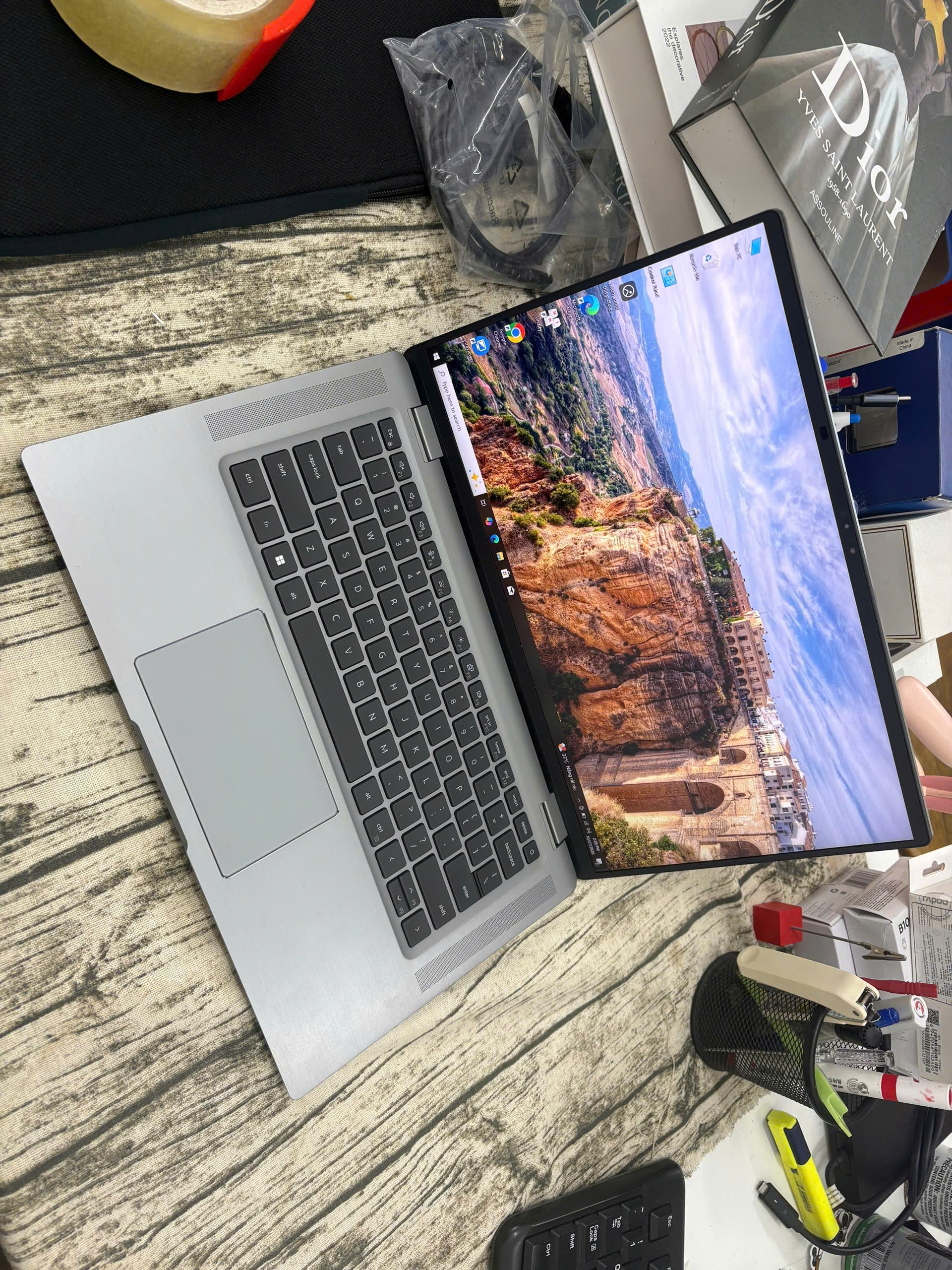 Dell Latitude 9520 - Ảnh 11