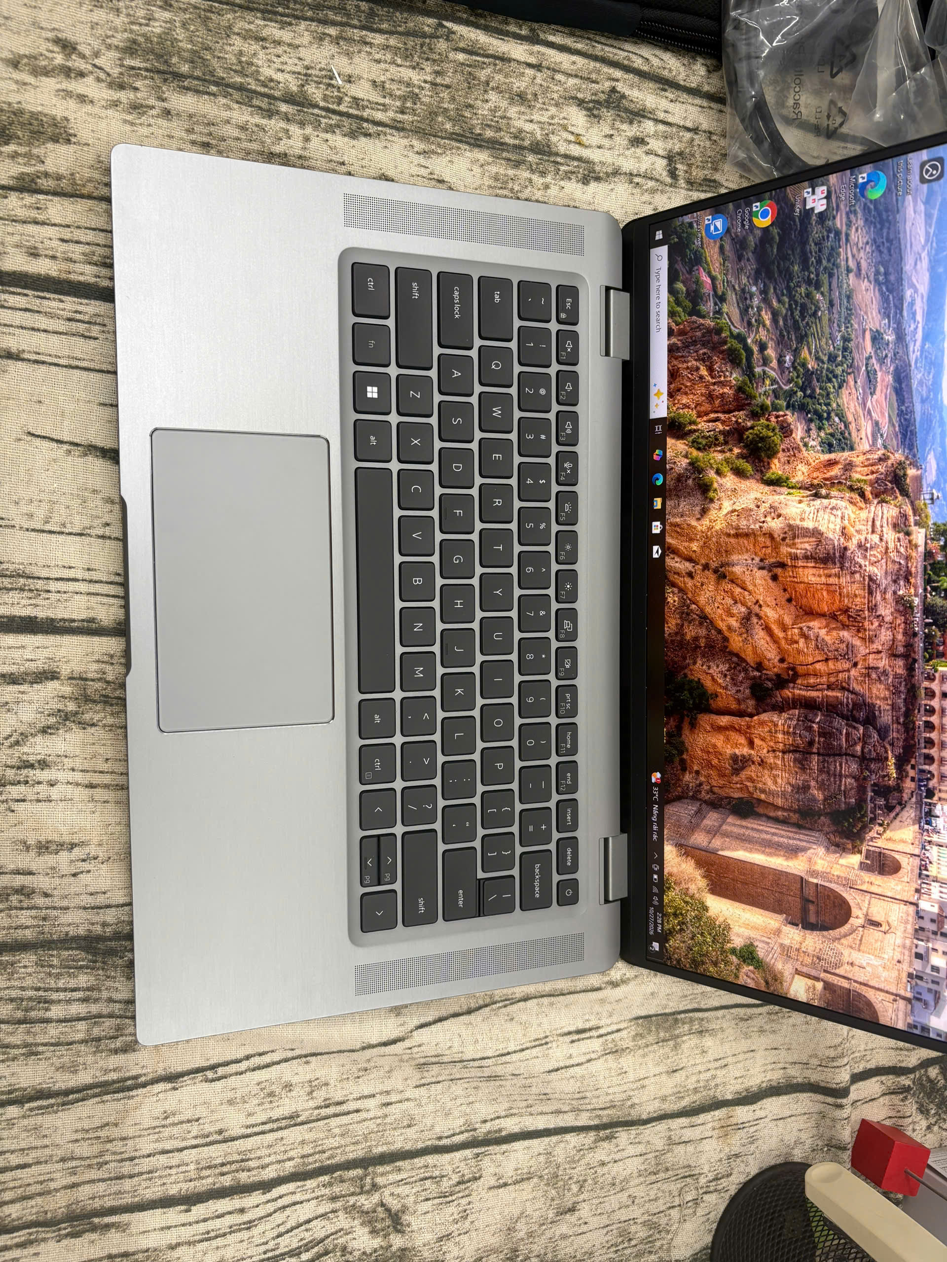 Dell Latitude 9520 - Ảnh 13