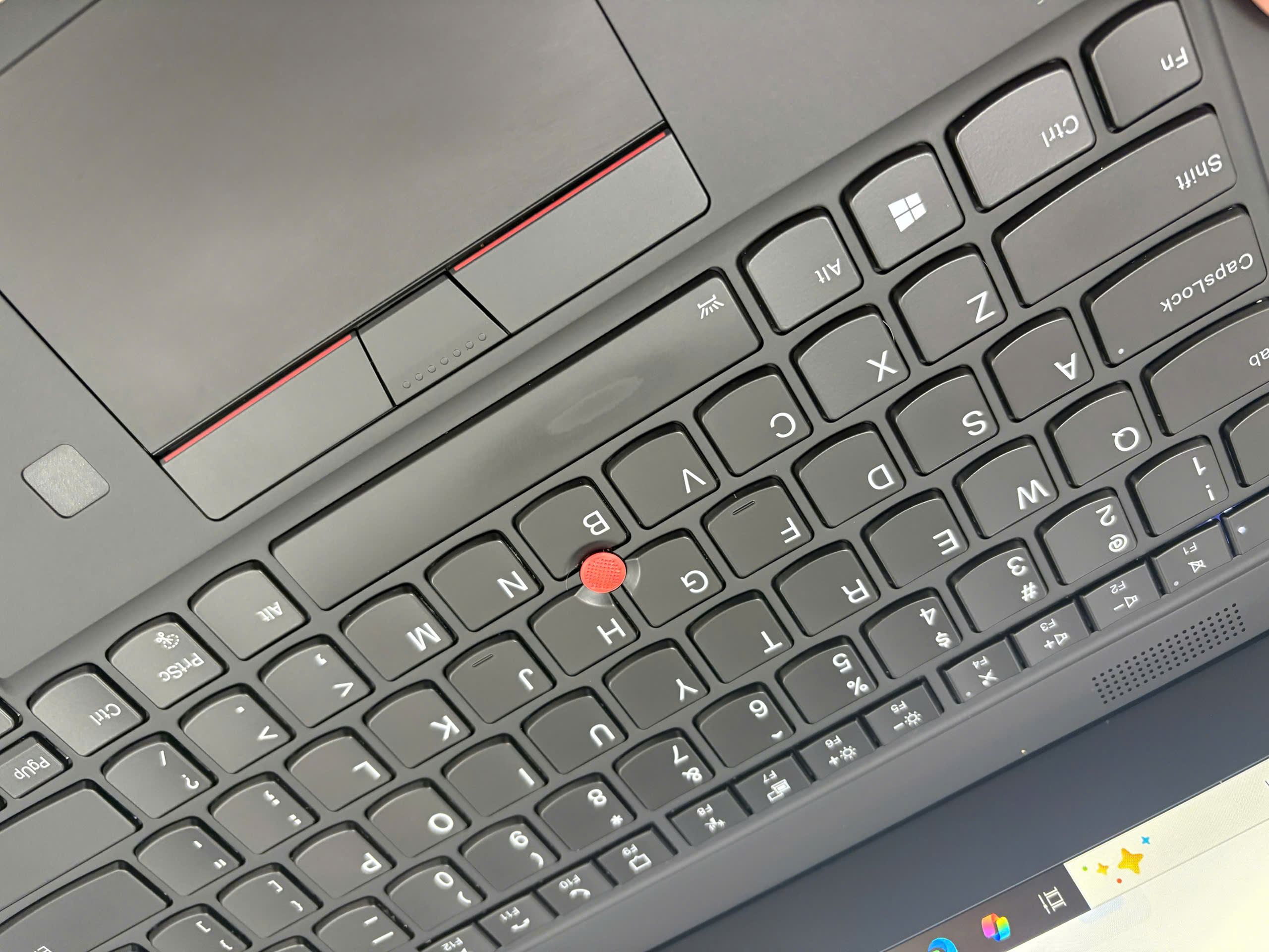 Thinkpad X1 Carbon G8 - Ảnh 4