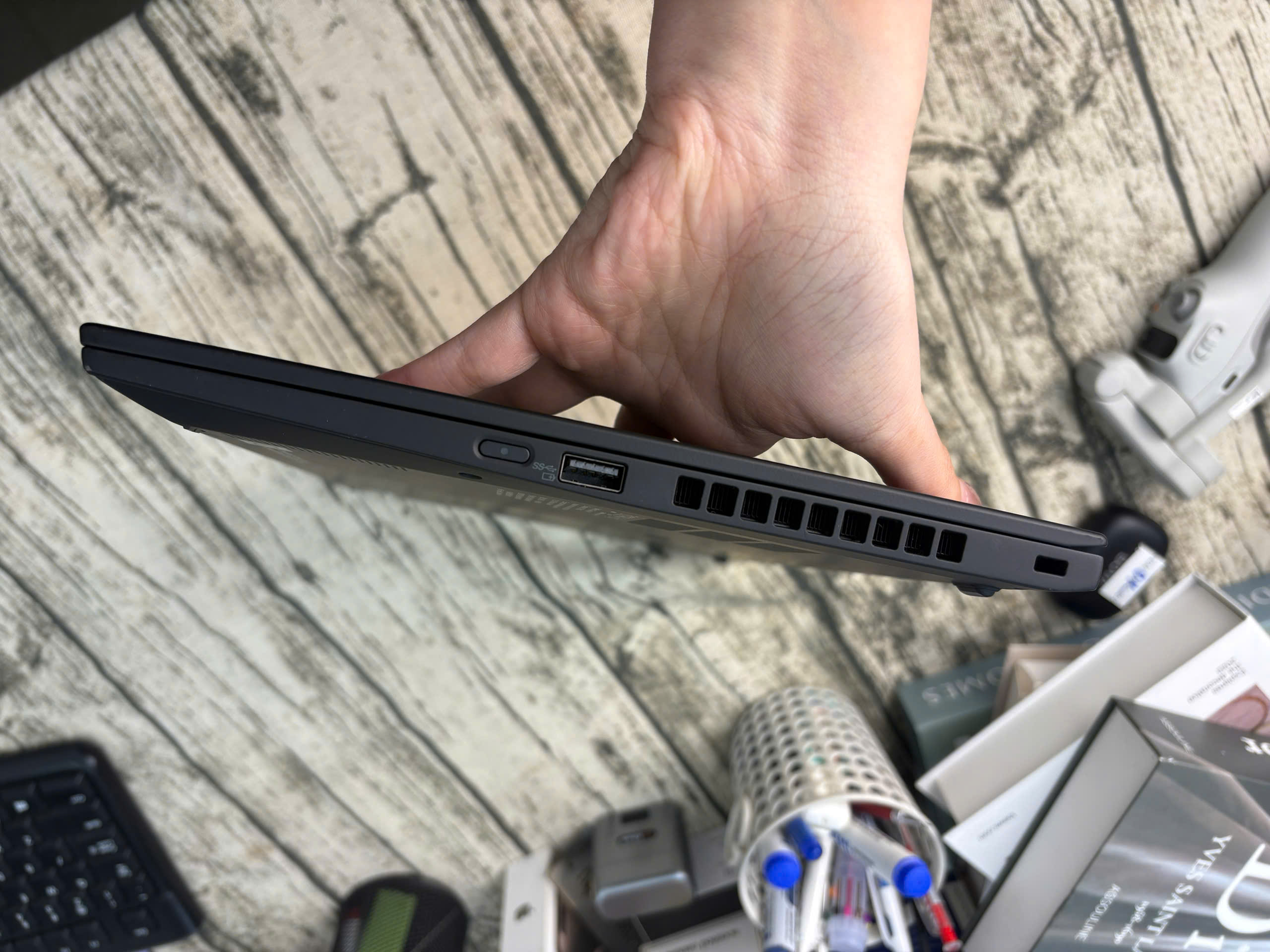Thinkpad X1 Carbon G8 - Ảnh 6